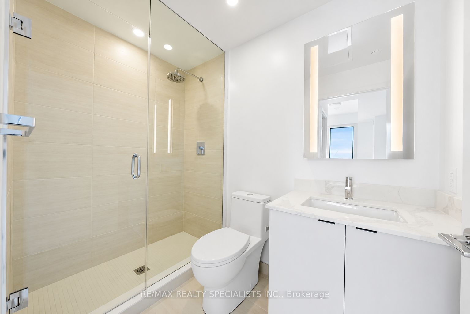 285 Dufferin Street 817 Property Photo 17