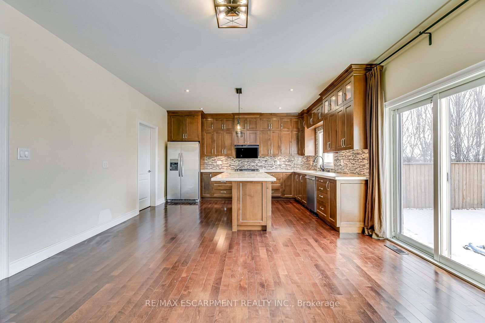 2492 Chaplin Road Property Photo 8