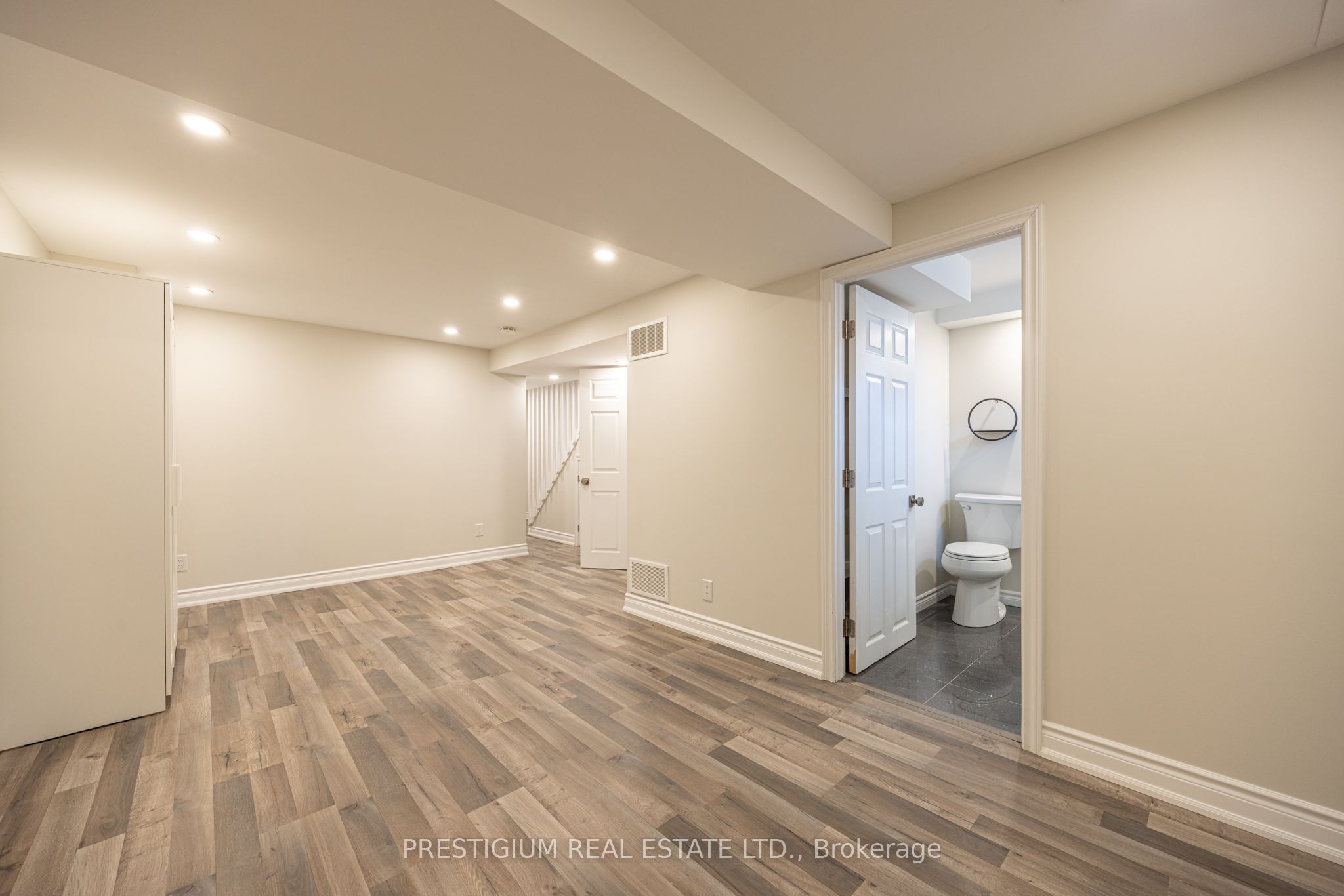 4094 Teakwood Drive Property Photo 28