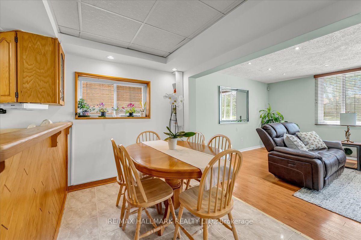 433 Seabourne Drive Property Photo 9