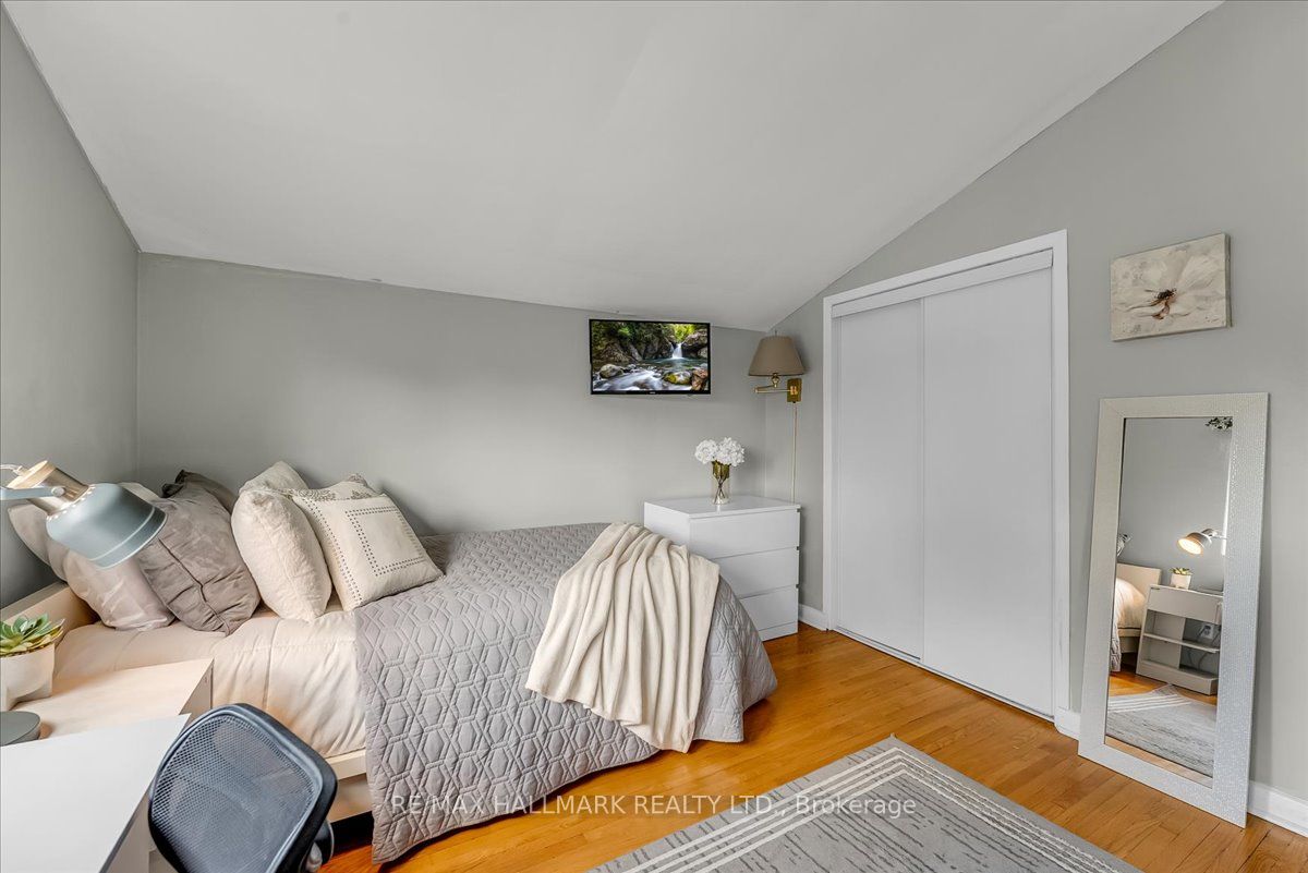 433 Seabourne Drive Property Photo 18