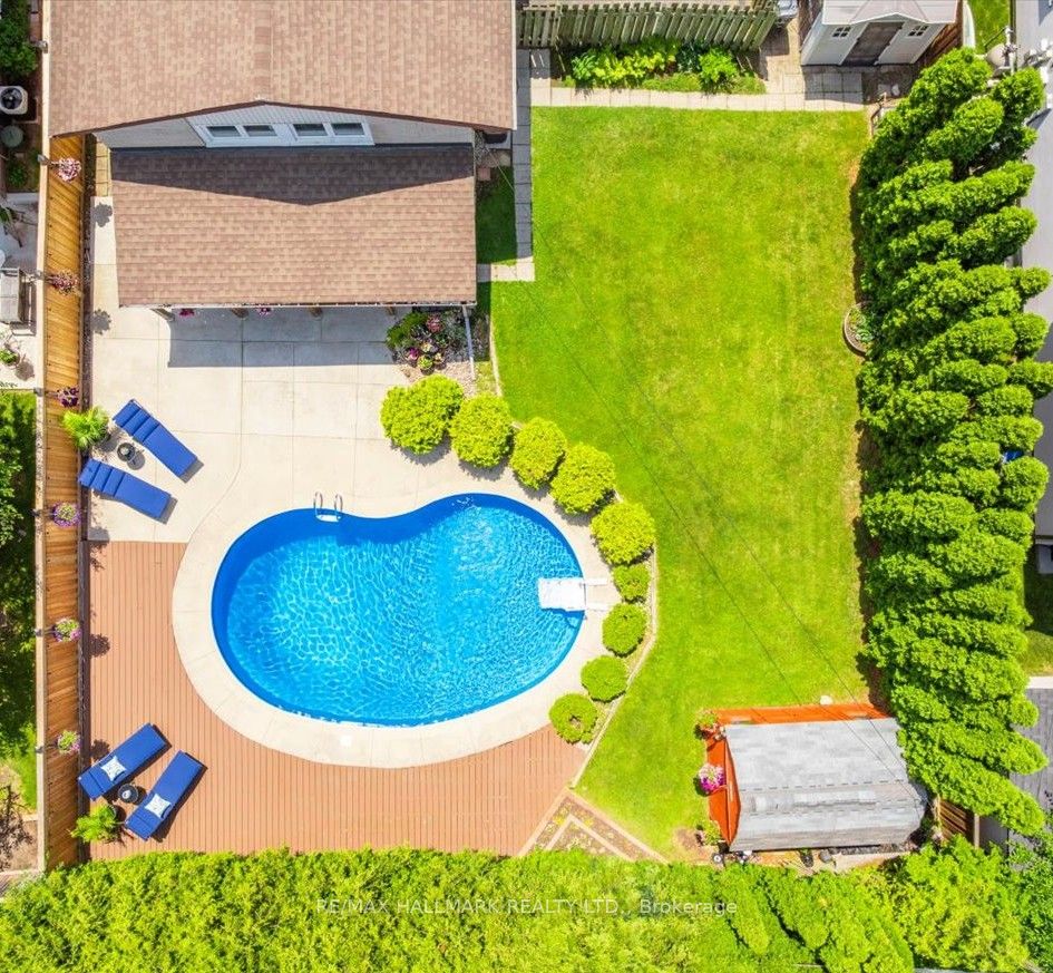 433 Seabourne Drive Property Photo 38