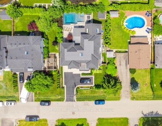 433 Seabourne Drive Property Photo 40