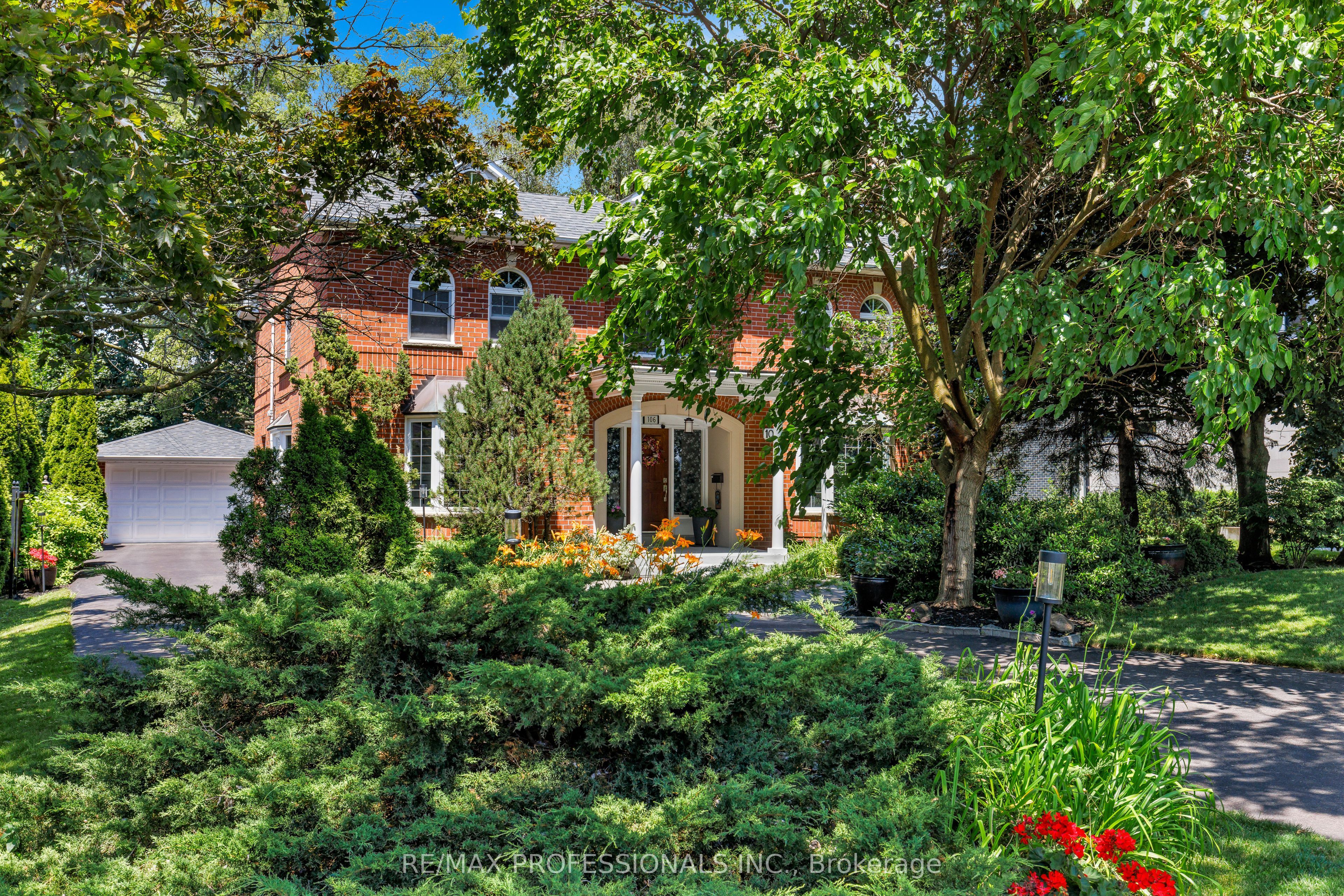 106 Rathburn Road Property Photo 4