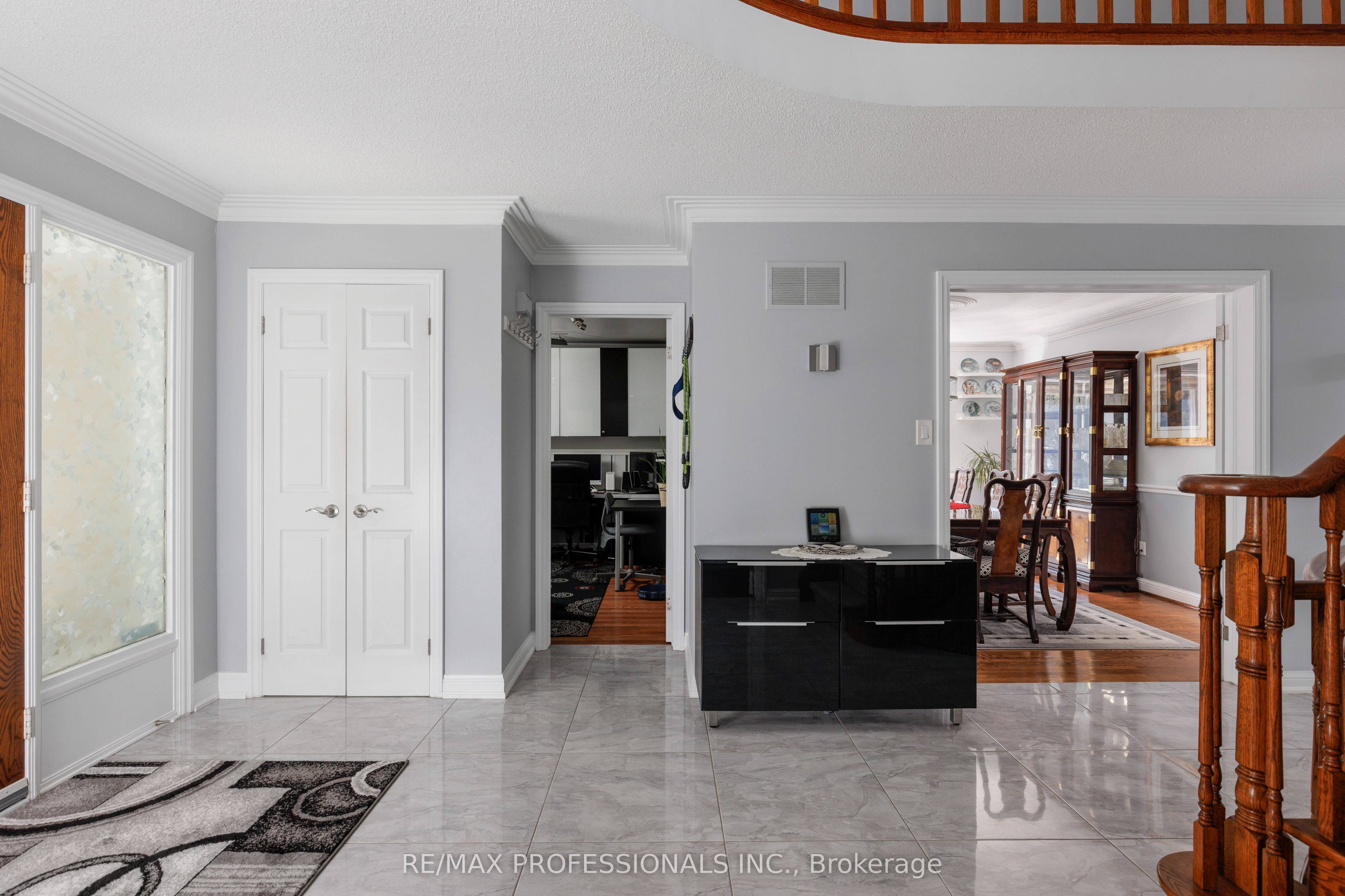 106 Rathburn Road Property Photo 10
