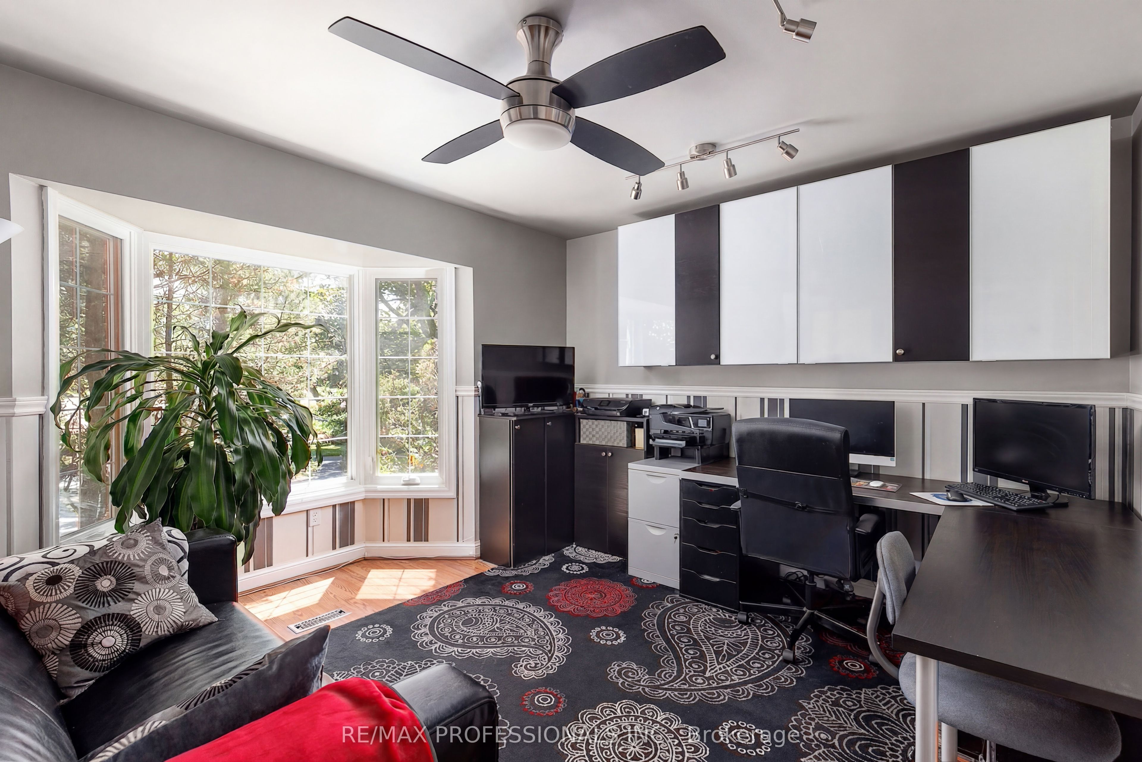 106 Rathburn Road Property Photo 11