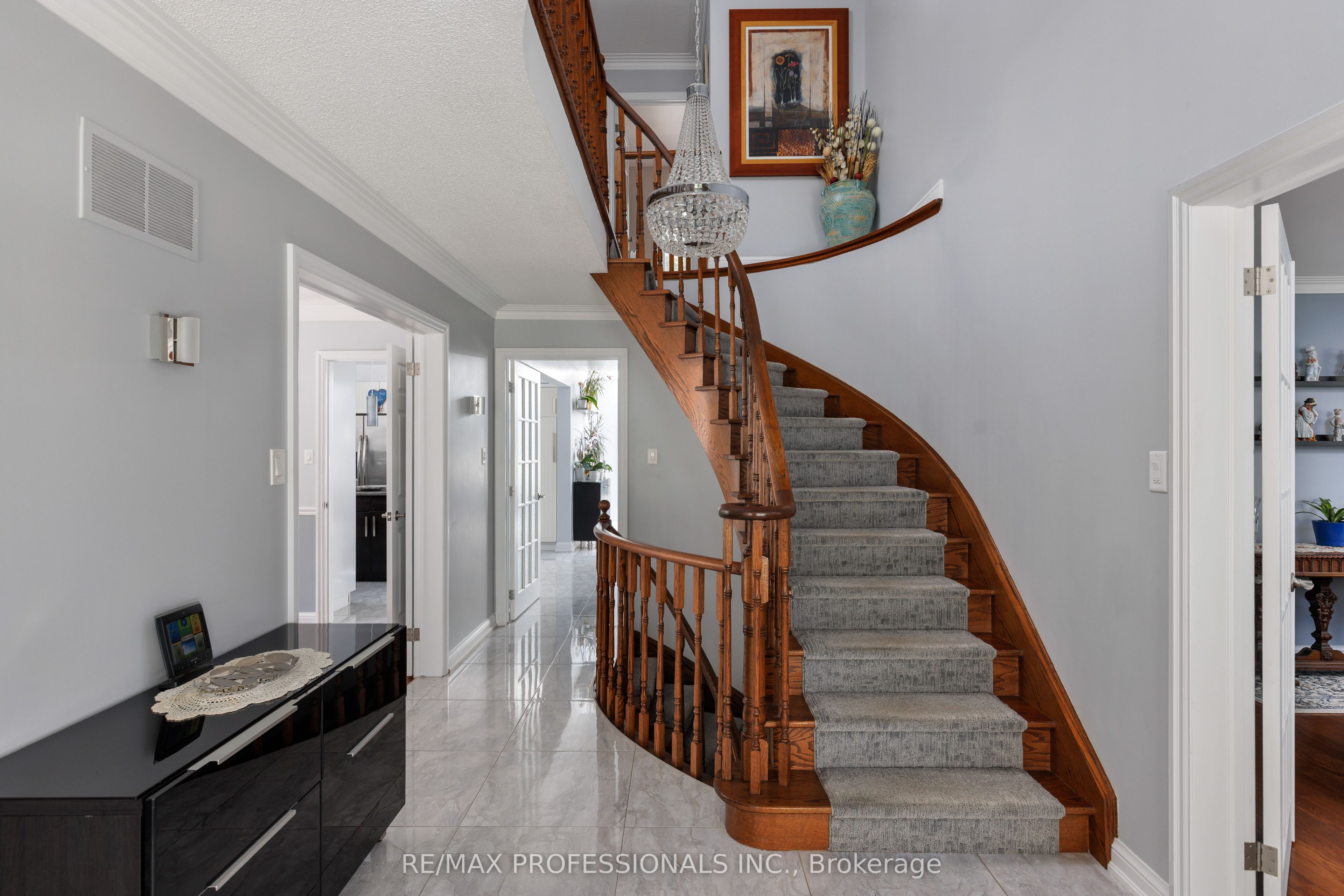 106 Rathburn Road Property Photo 12