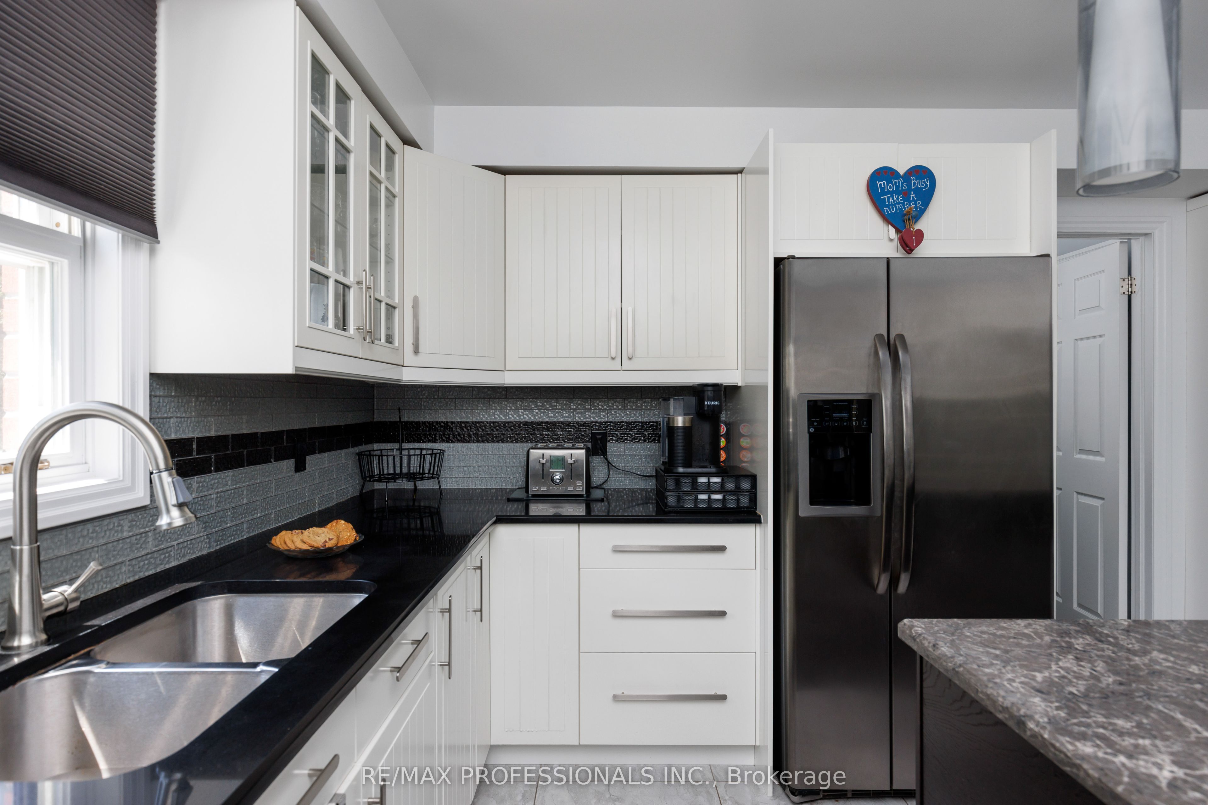 106 Rathburn Road Property Photo 17