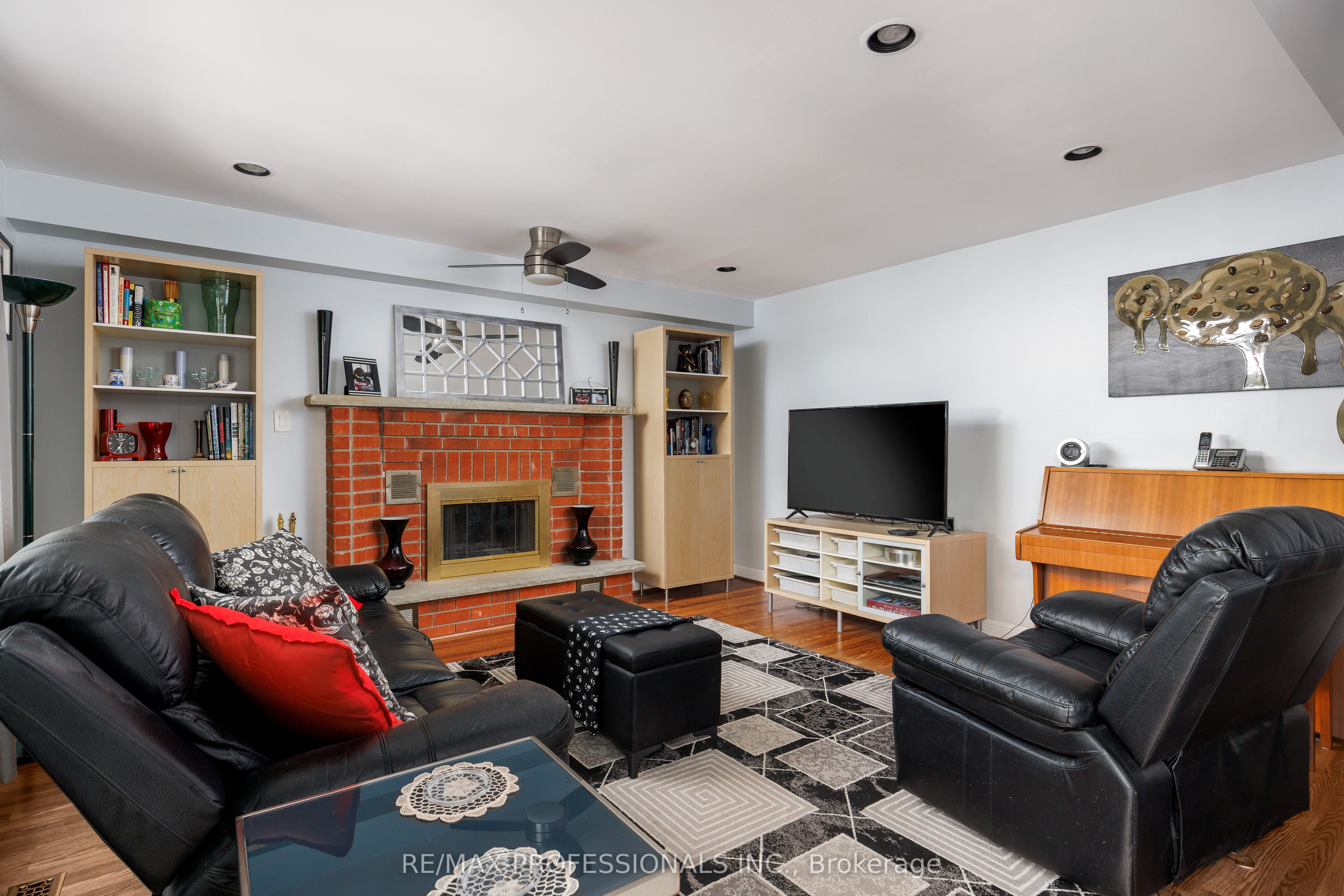 106 Rathburn Road Property Photo 21