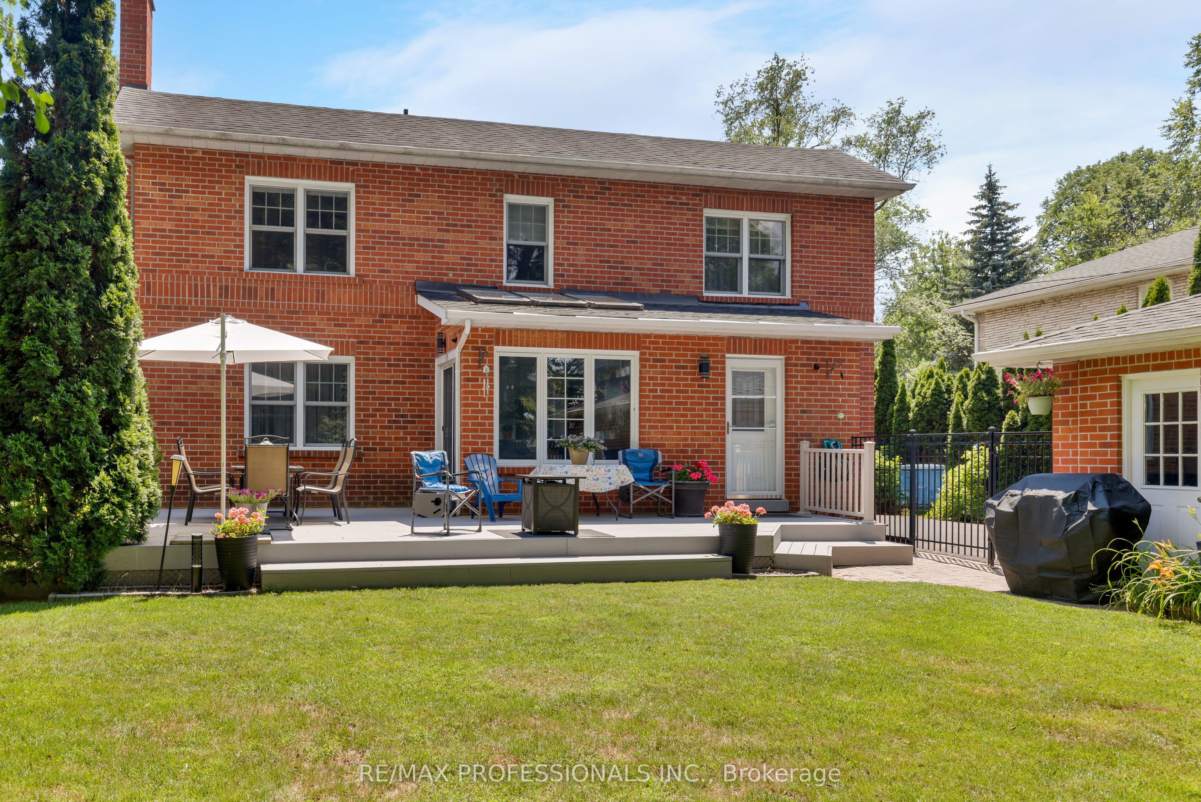 106 Rathburn Road Property Photo 26