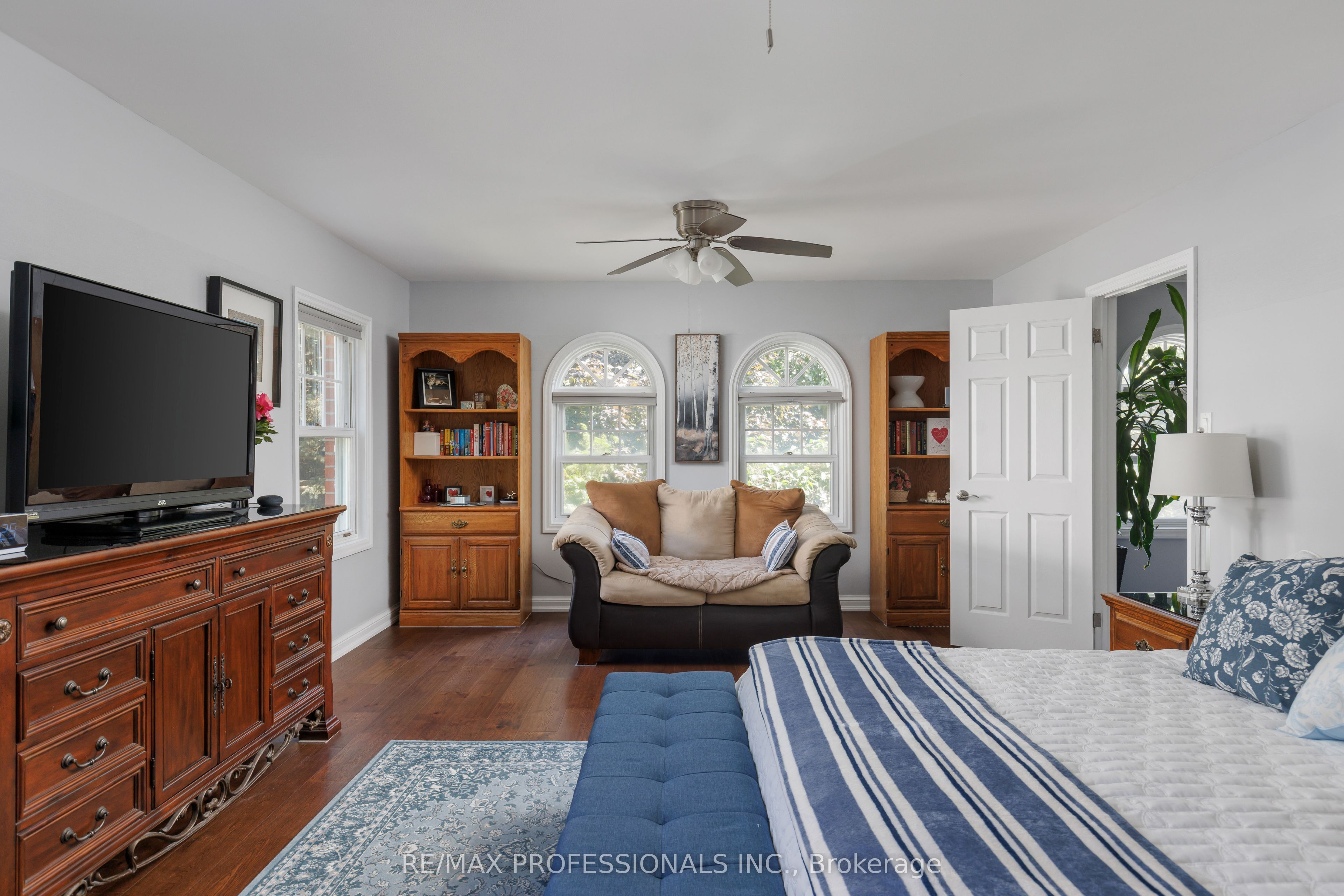 106 Rathburn Road Property Photo 32