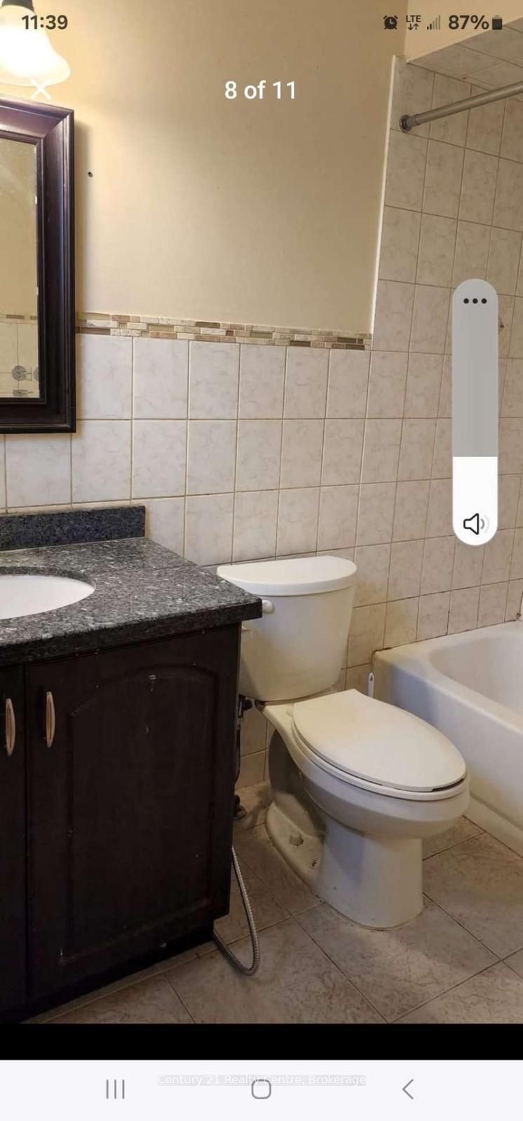 1 Dutch Crescent N Property Photo 10