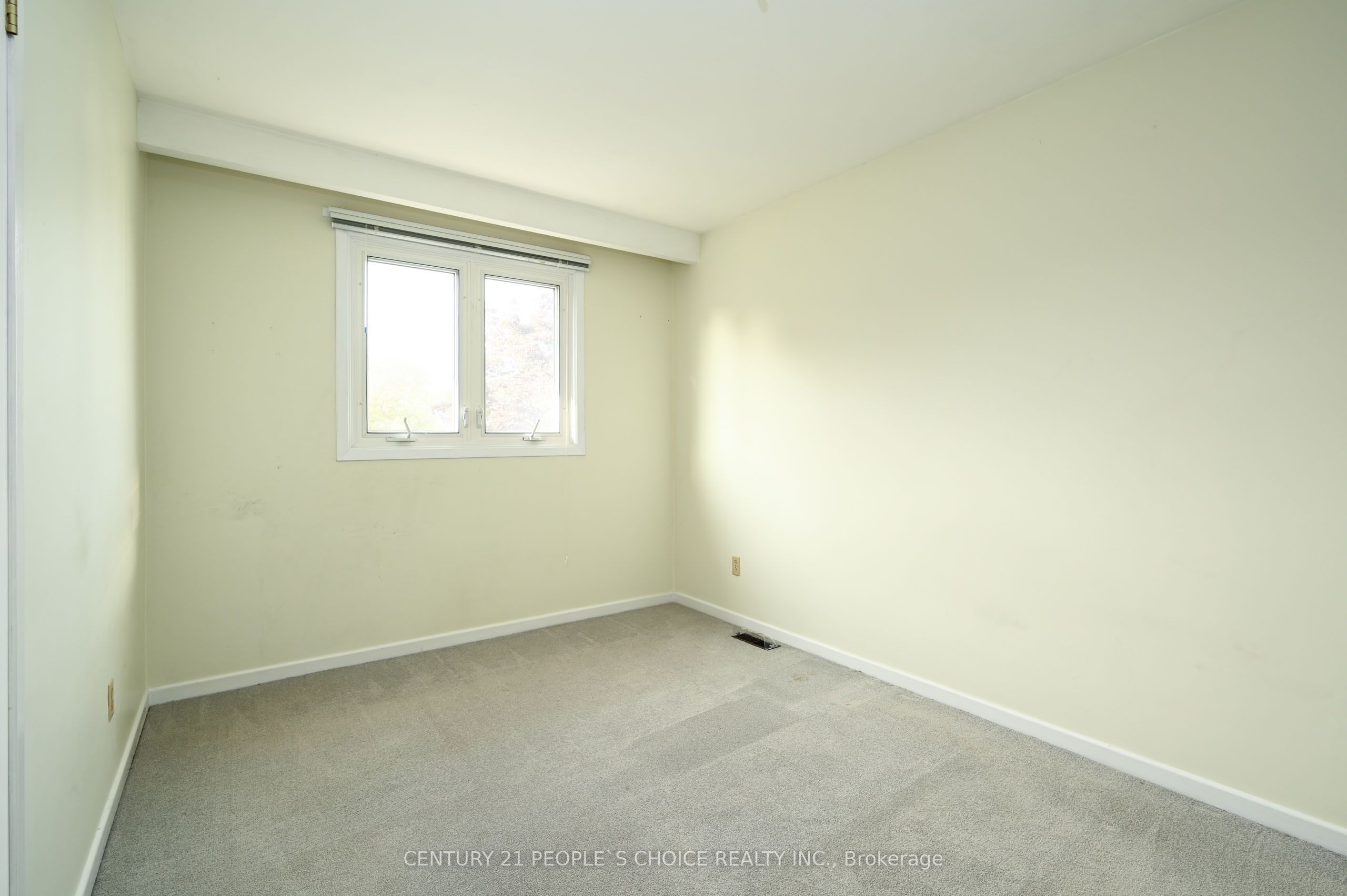 2132 Hixon Street Property Photo 14