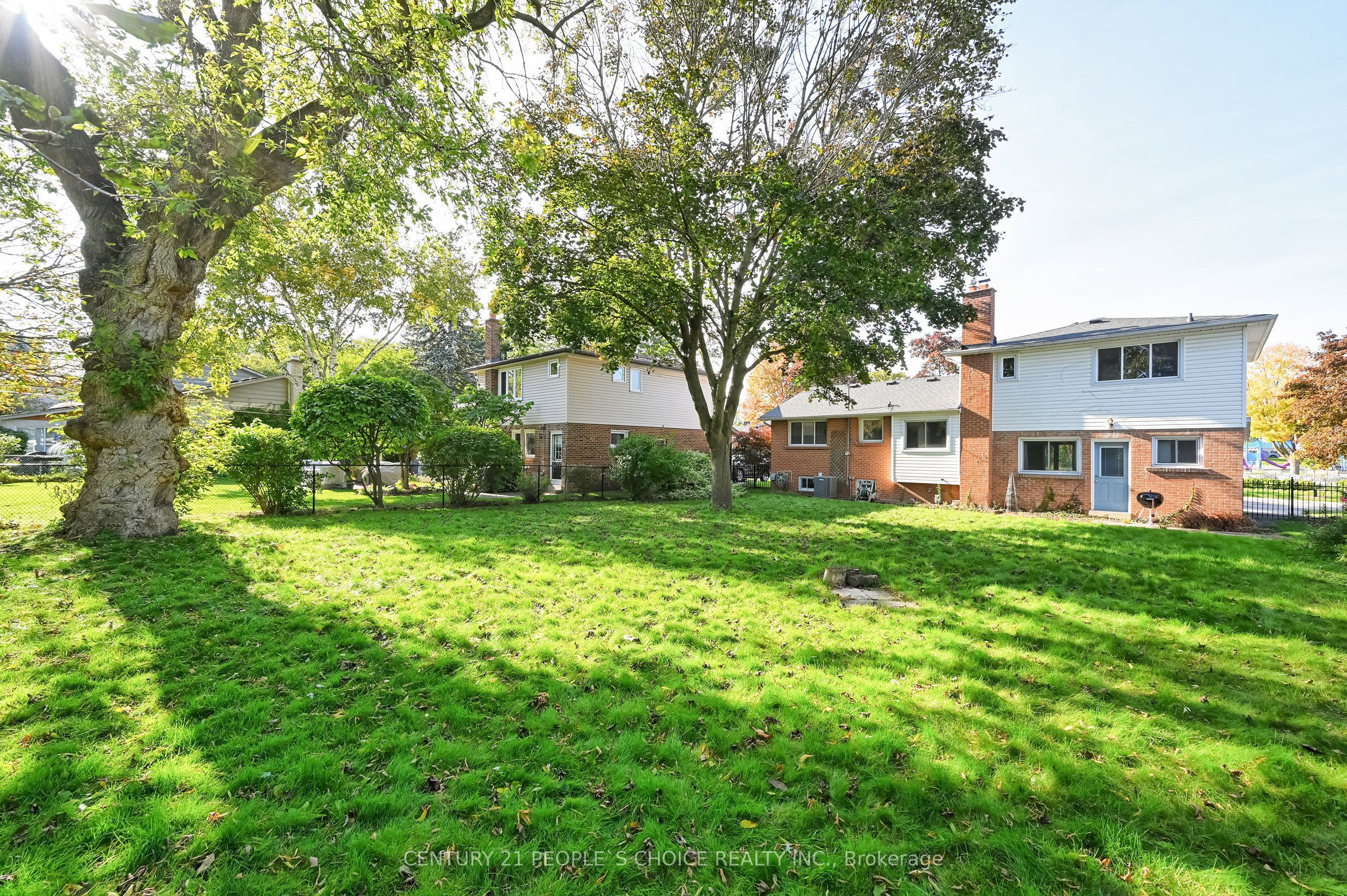 2132 Hixon Street Property Photo 19
