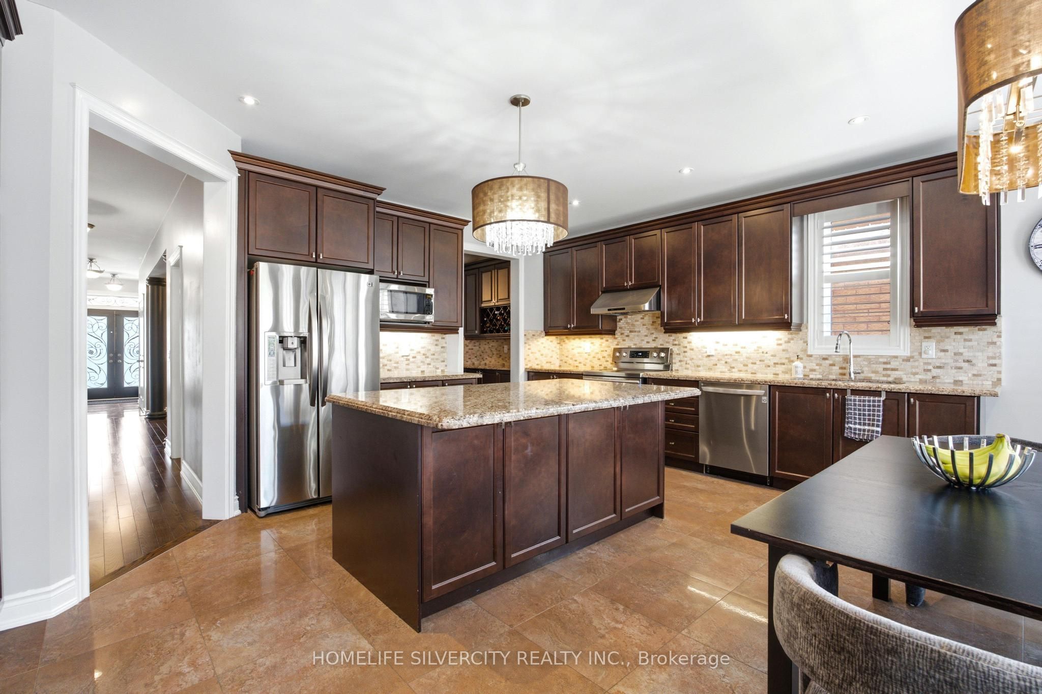 64 Scotchmere Crescent Property Photo 12