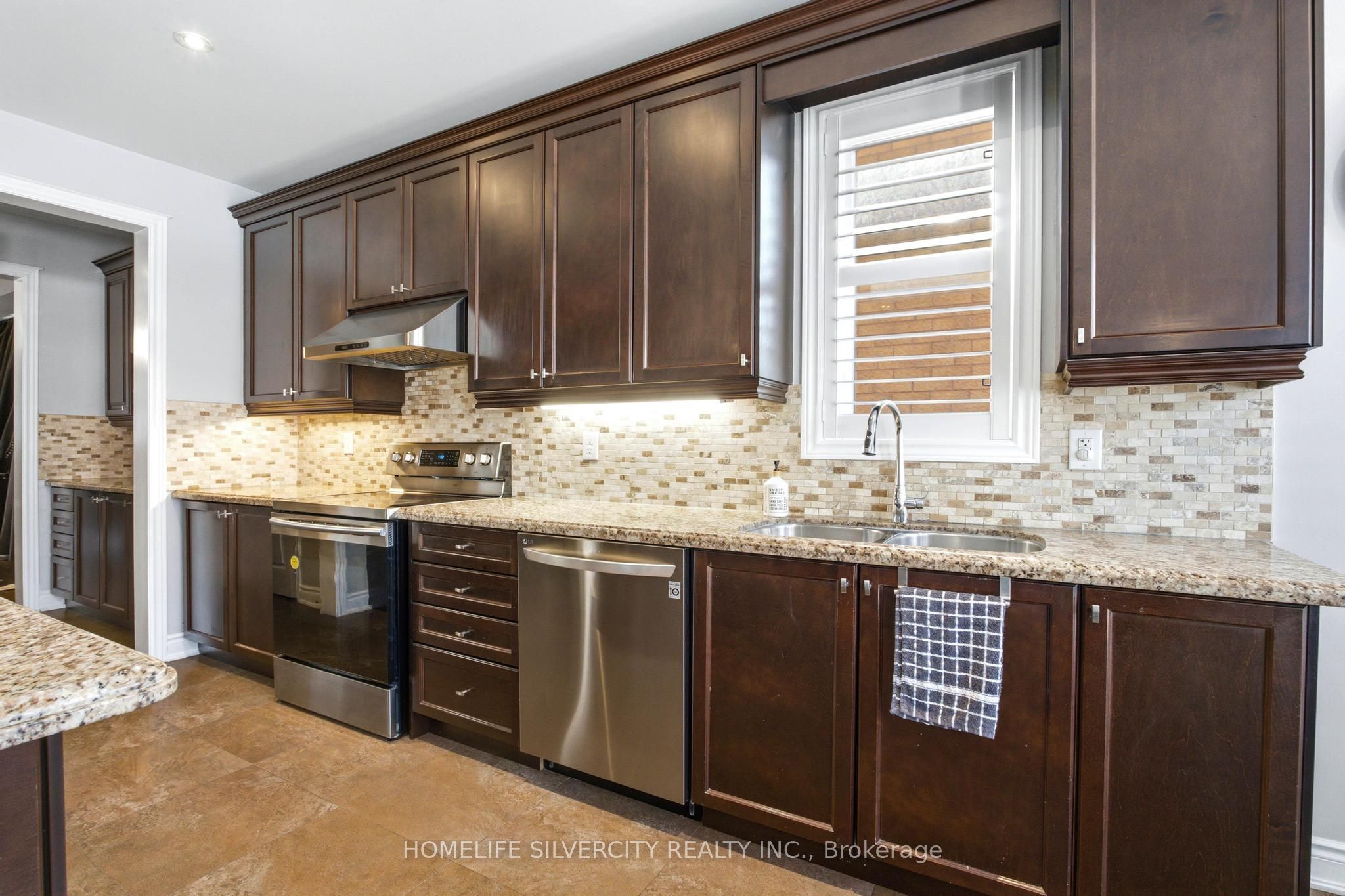 64 Scotchmere Crescent Property Photo 13
