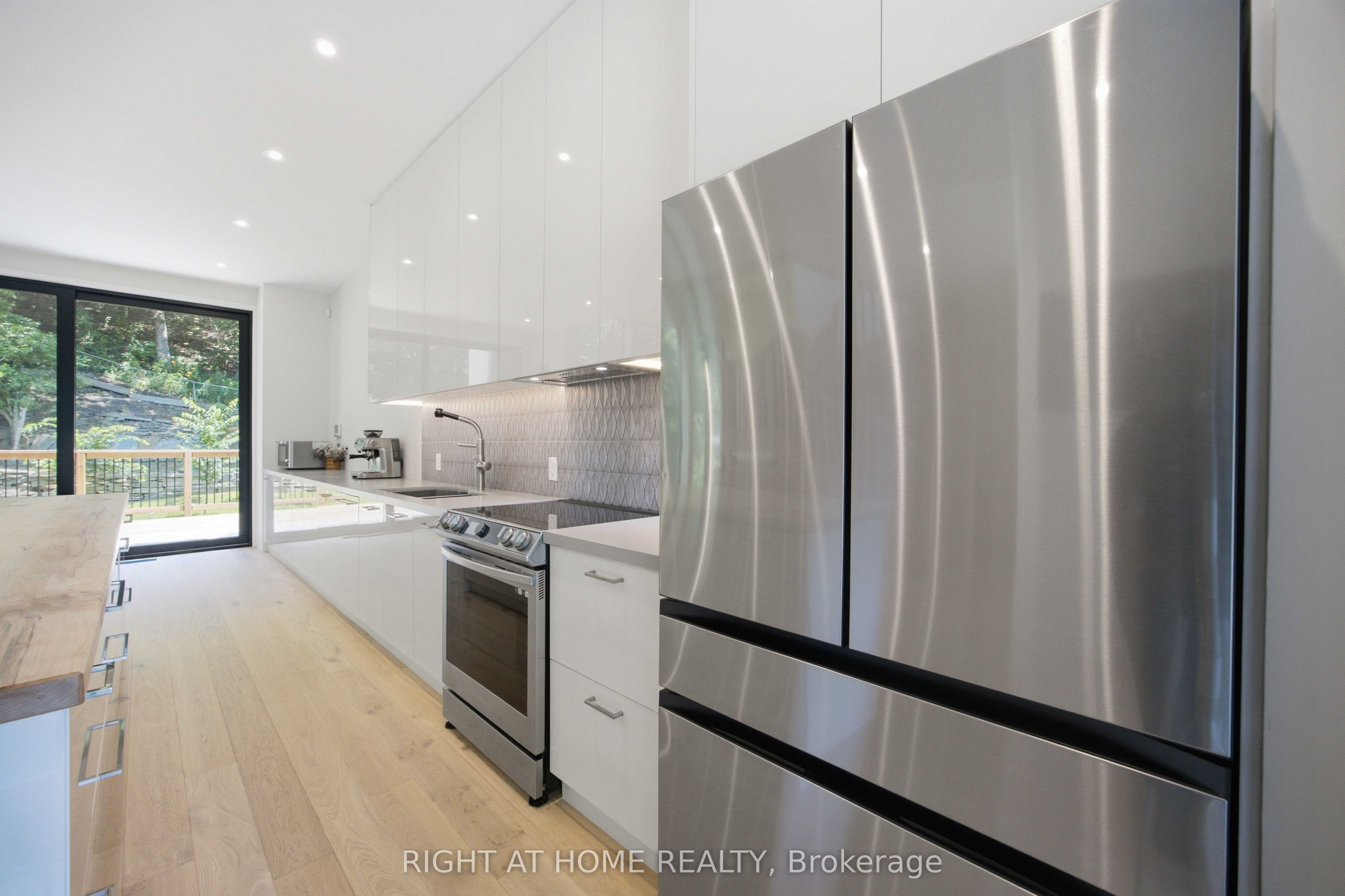 41 Bonnyview Drive Property Photo 11