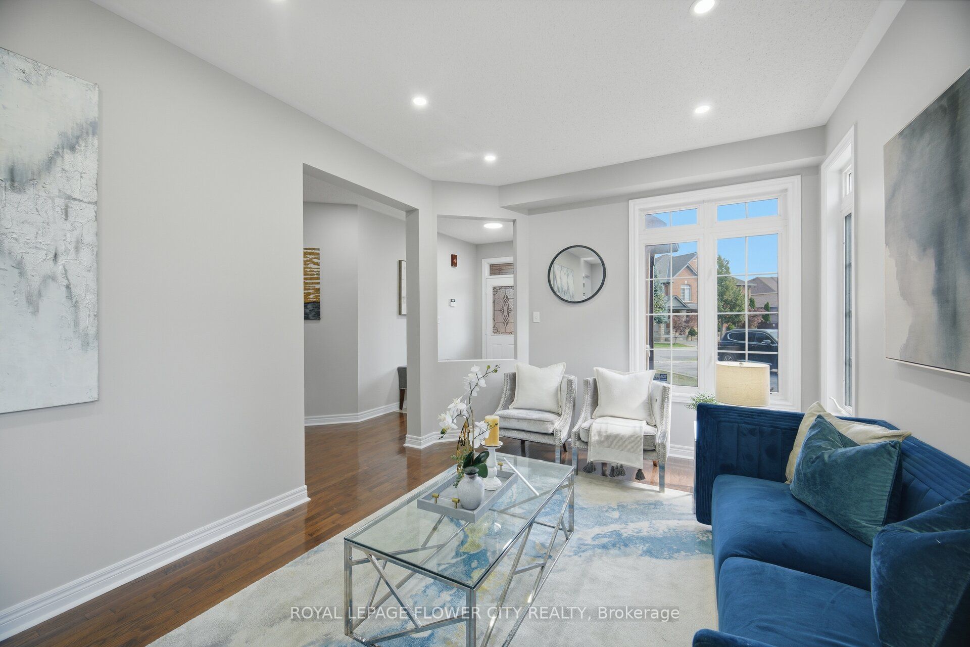 56 Laurentide Crescent Property Photo 10