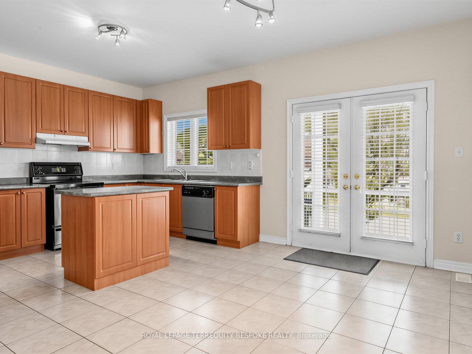 10 Leparc Road Property Photo 17