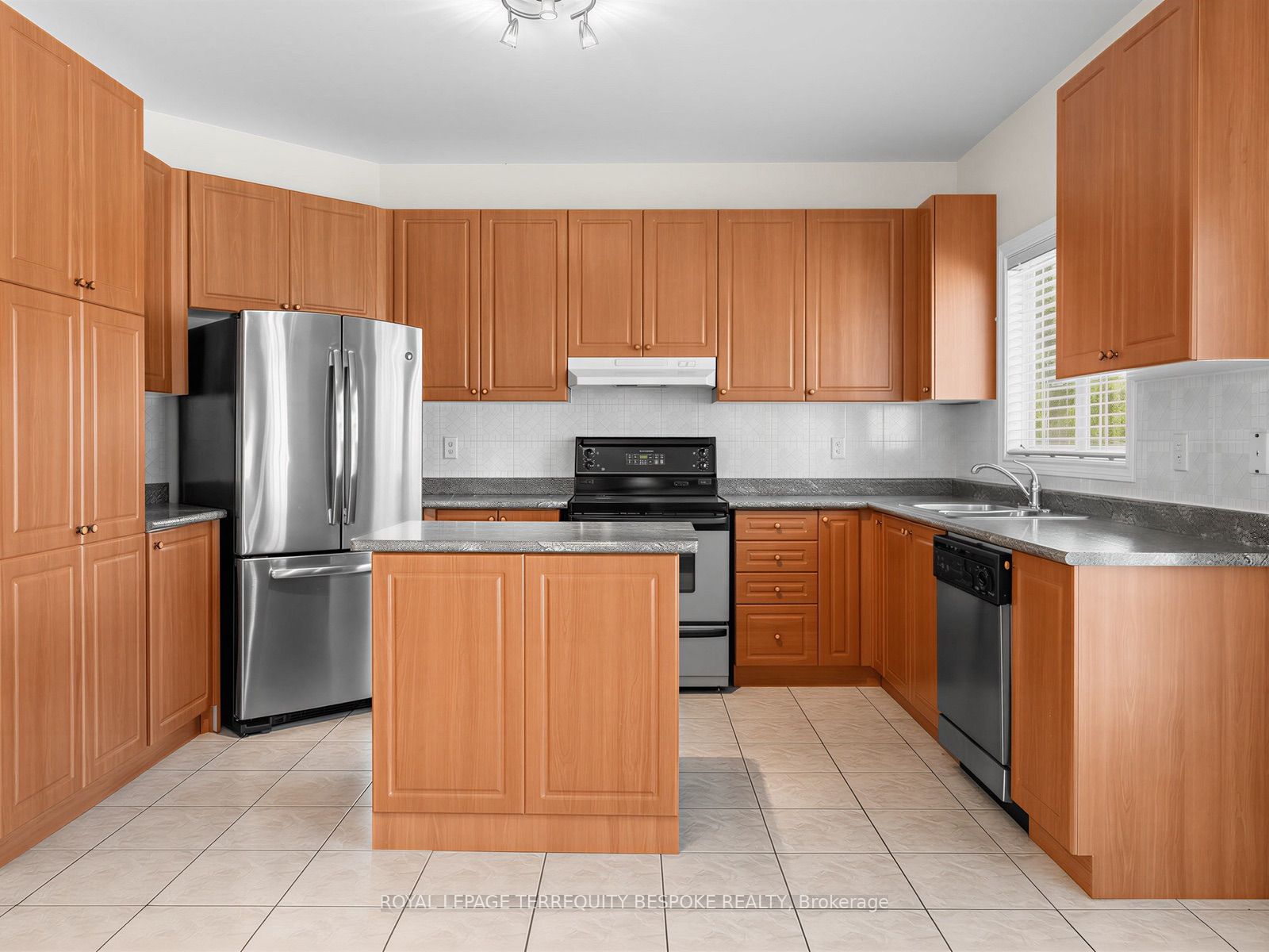 10 Leparc Road Property Photo 19