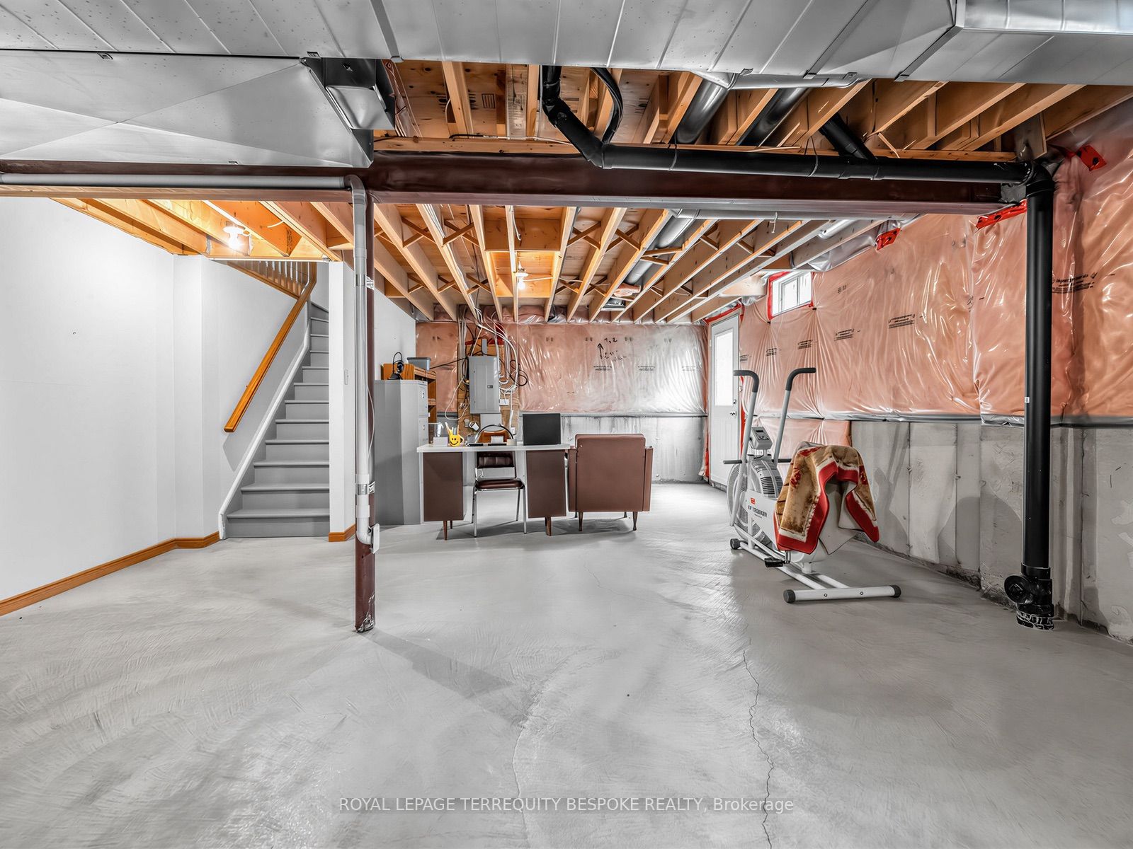 10 Leparc Road Property Photo 33