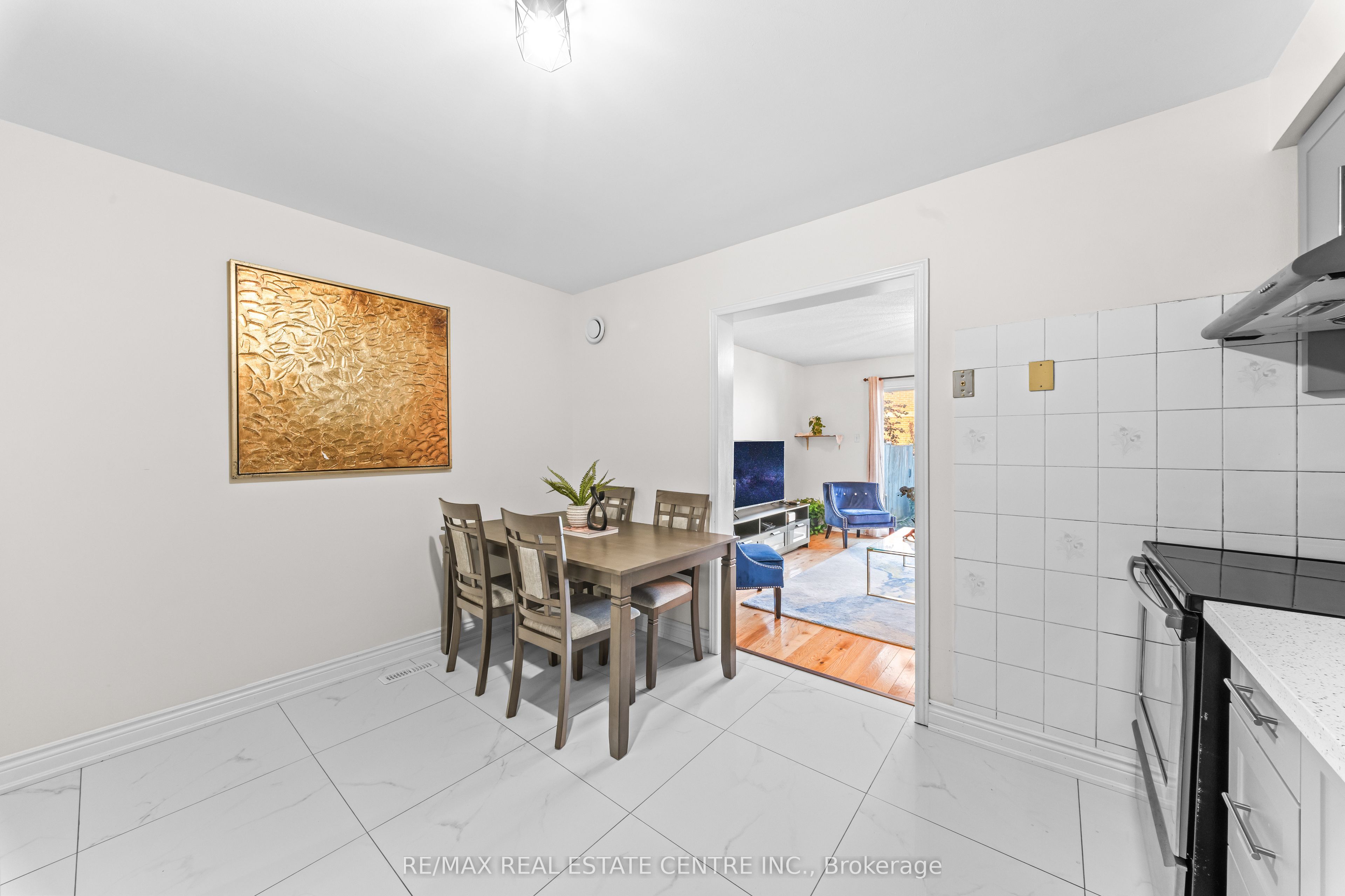 93 Ural Circle Property Photo 9