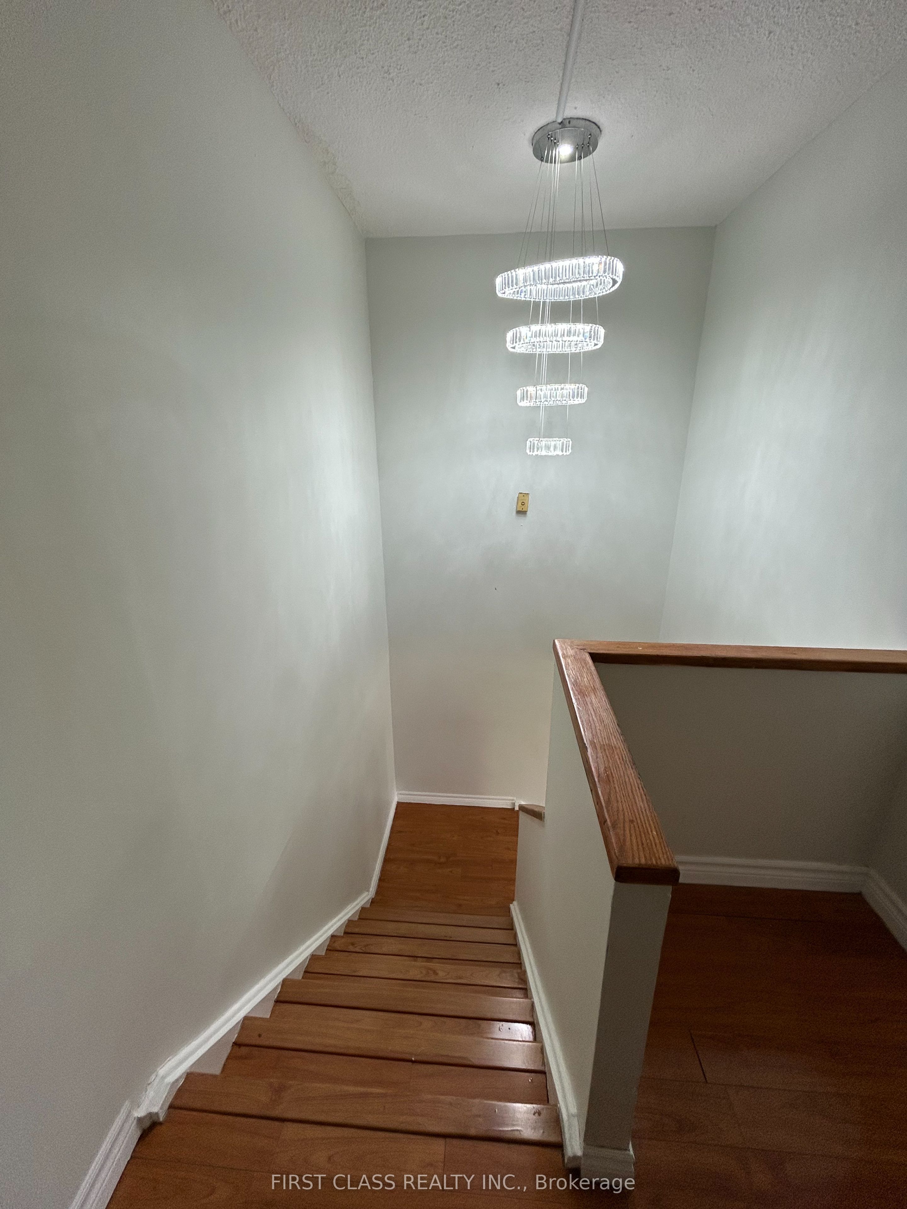 2121 Roche Court 106 Property Photo 10
