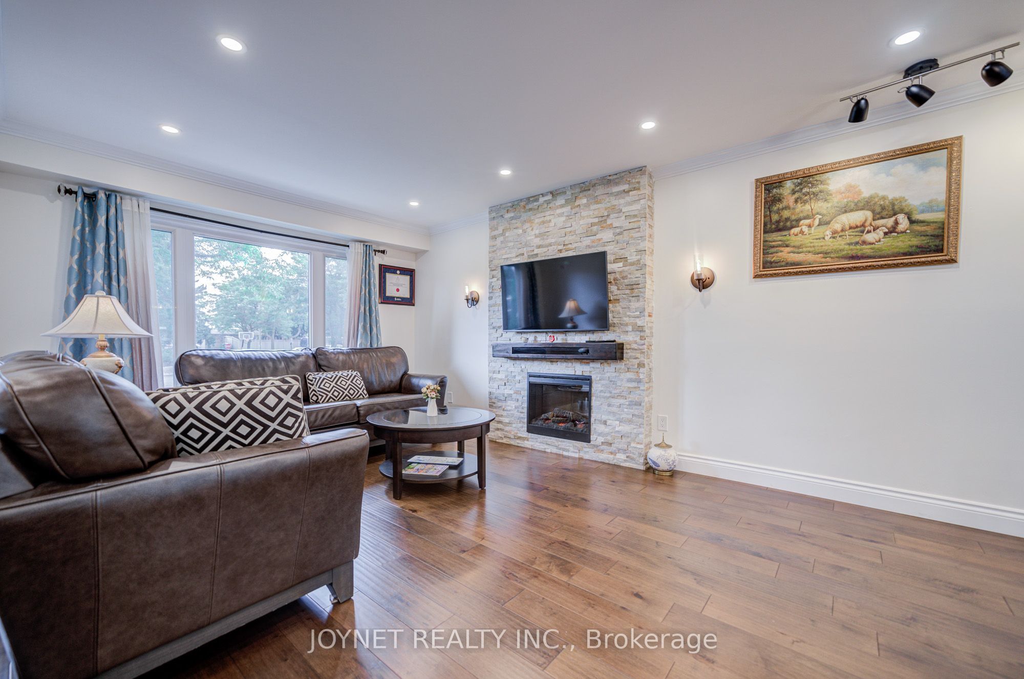 3027 Glace Bay Road Property Photo 6