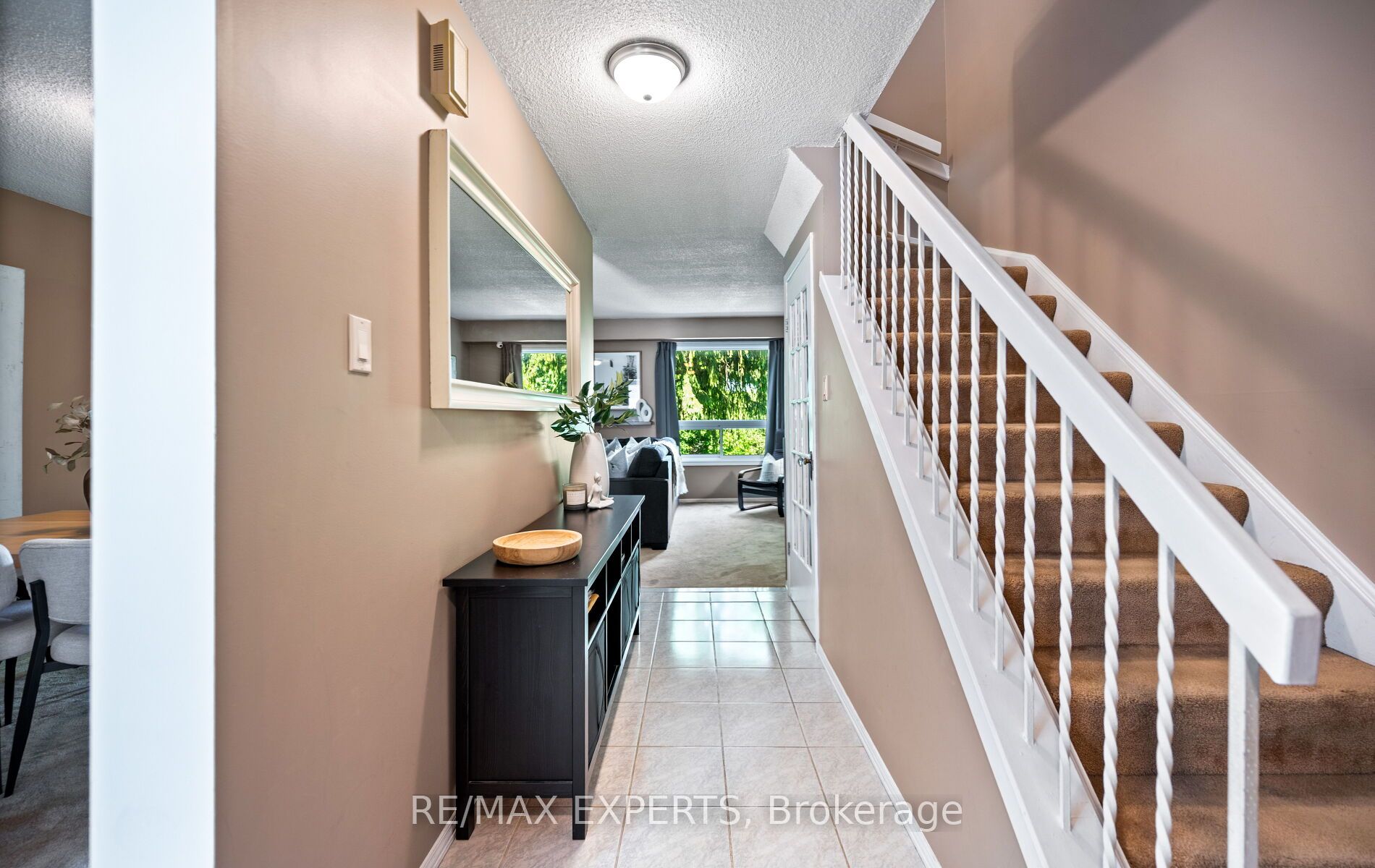 161 Moregate Crescent 15 Property Photo 6