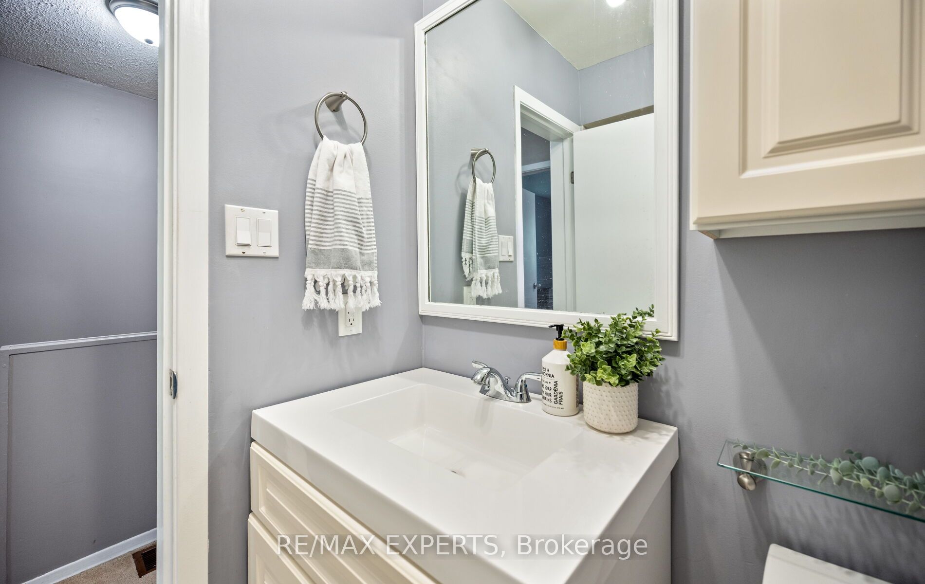 161 Moregate Crescent 15 Property Photo 33