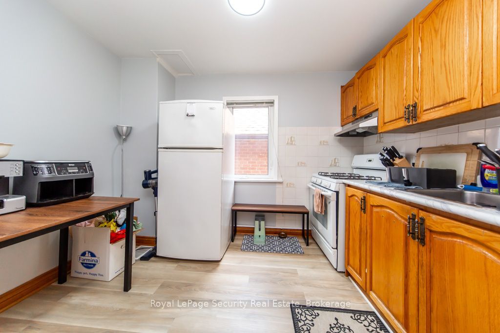 77 Brandon Avenue Property Photo 18