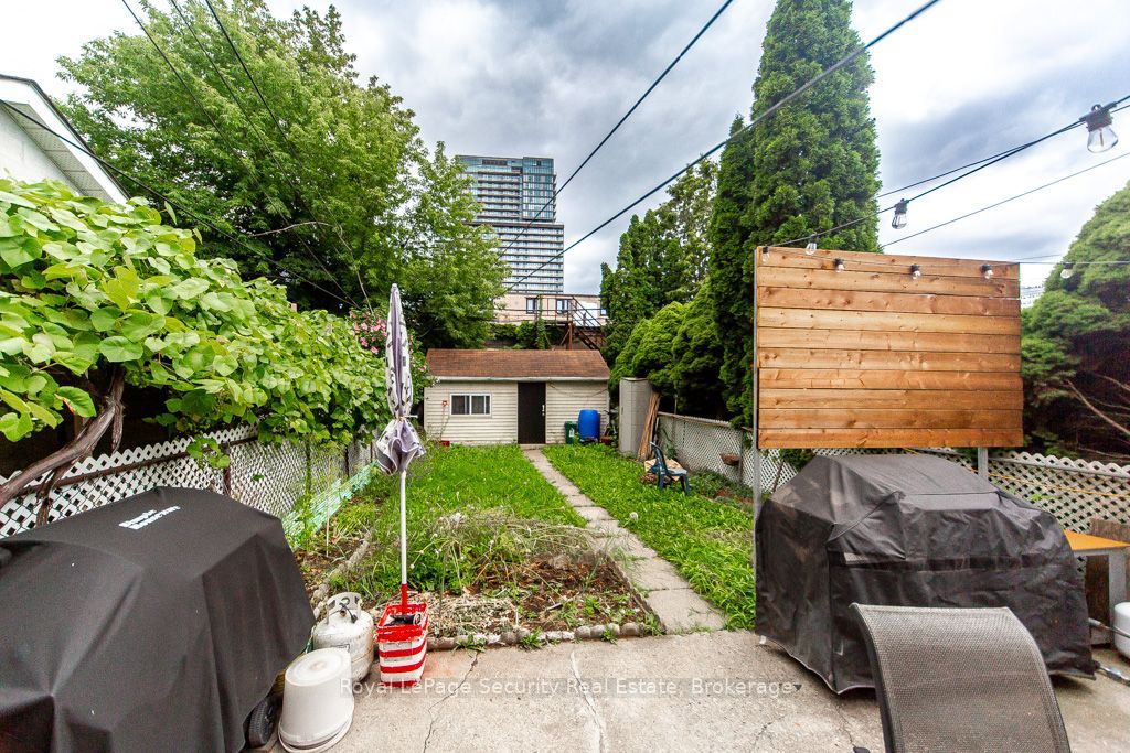 77 Brandon Avenue Property Photo 37