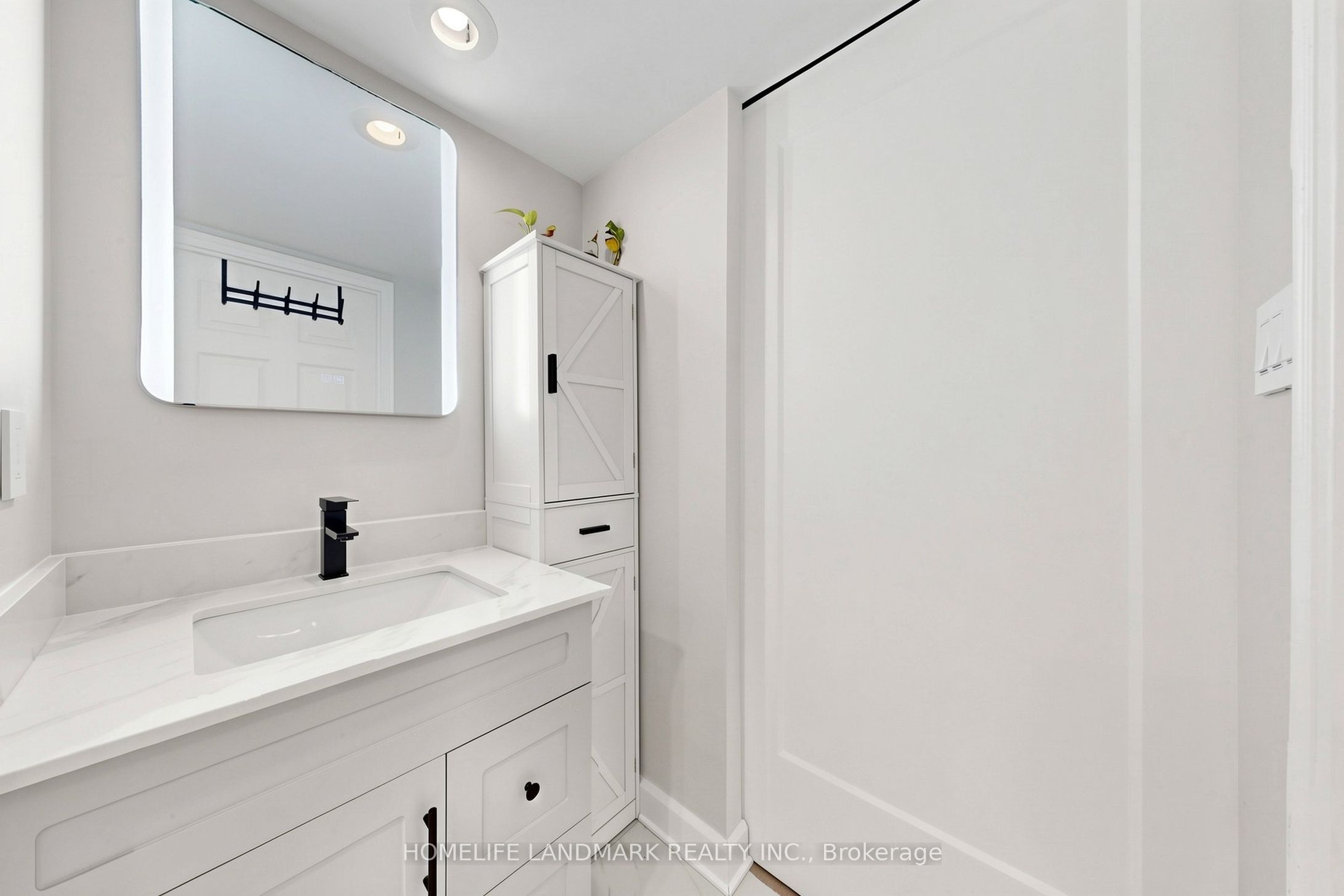 1230 Marlborough Court 403 Property Photo 31