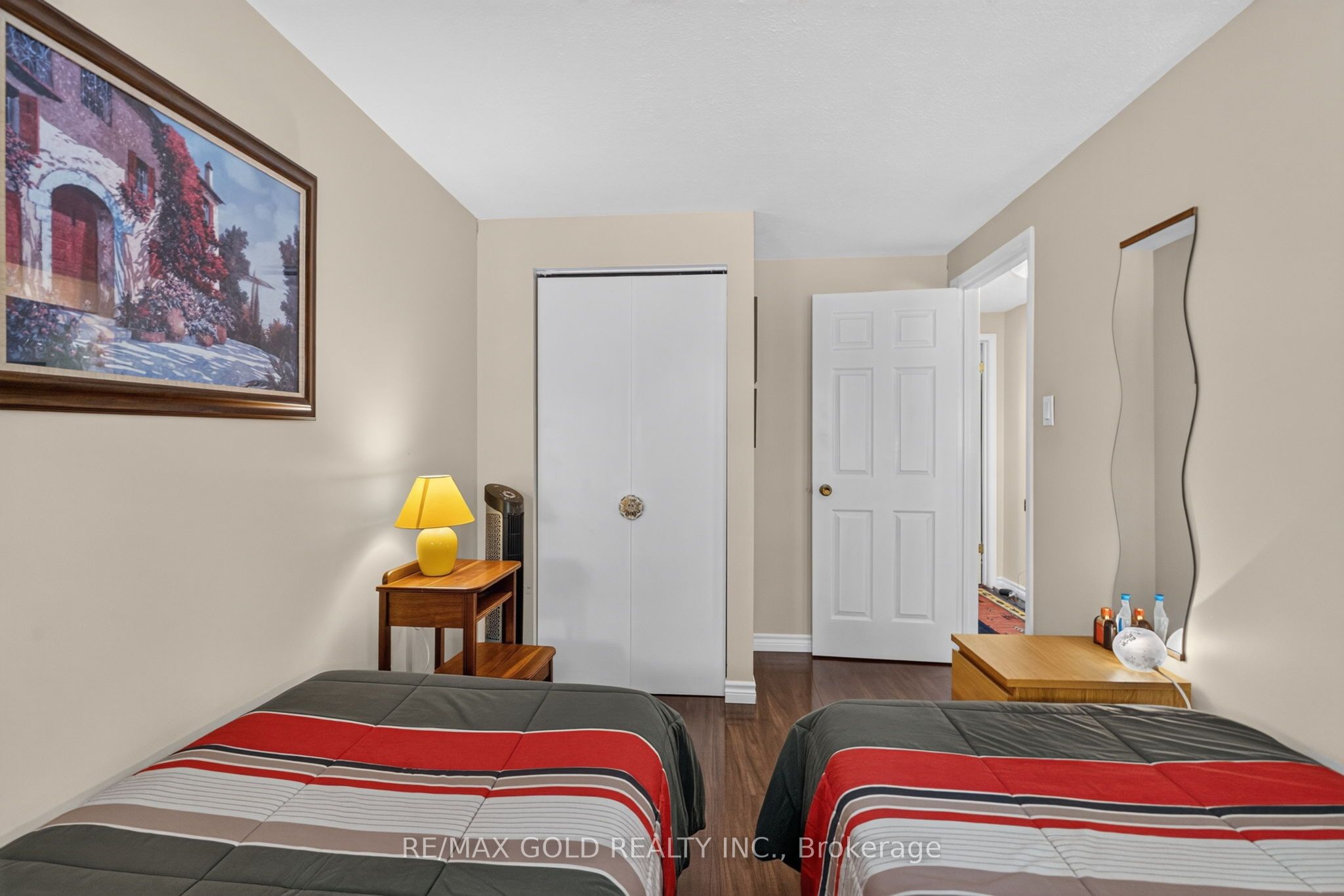 129 Folkstone Crescent Property Photo 24