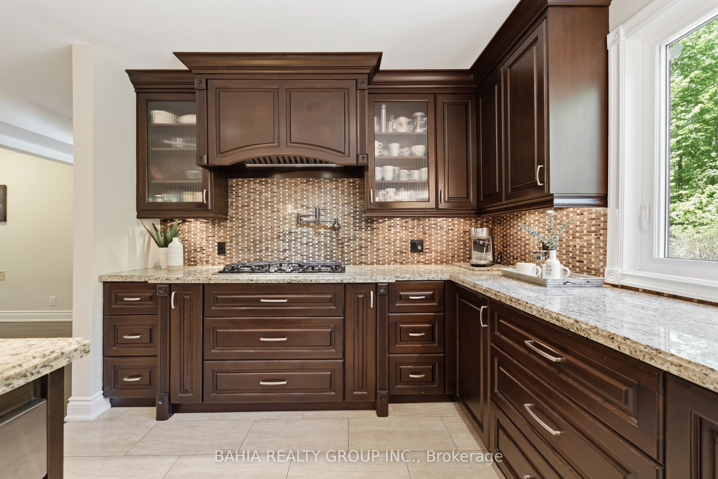 8663 Wood Close Property Photo 16