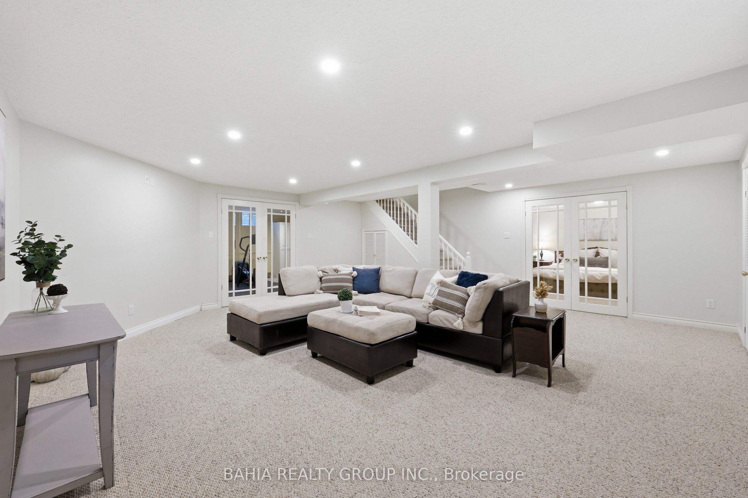 8663 Wood Close Property Photo 38