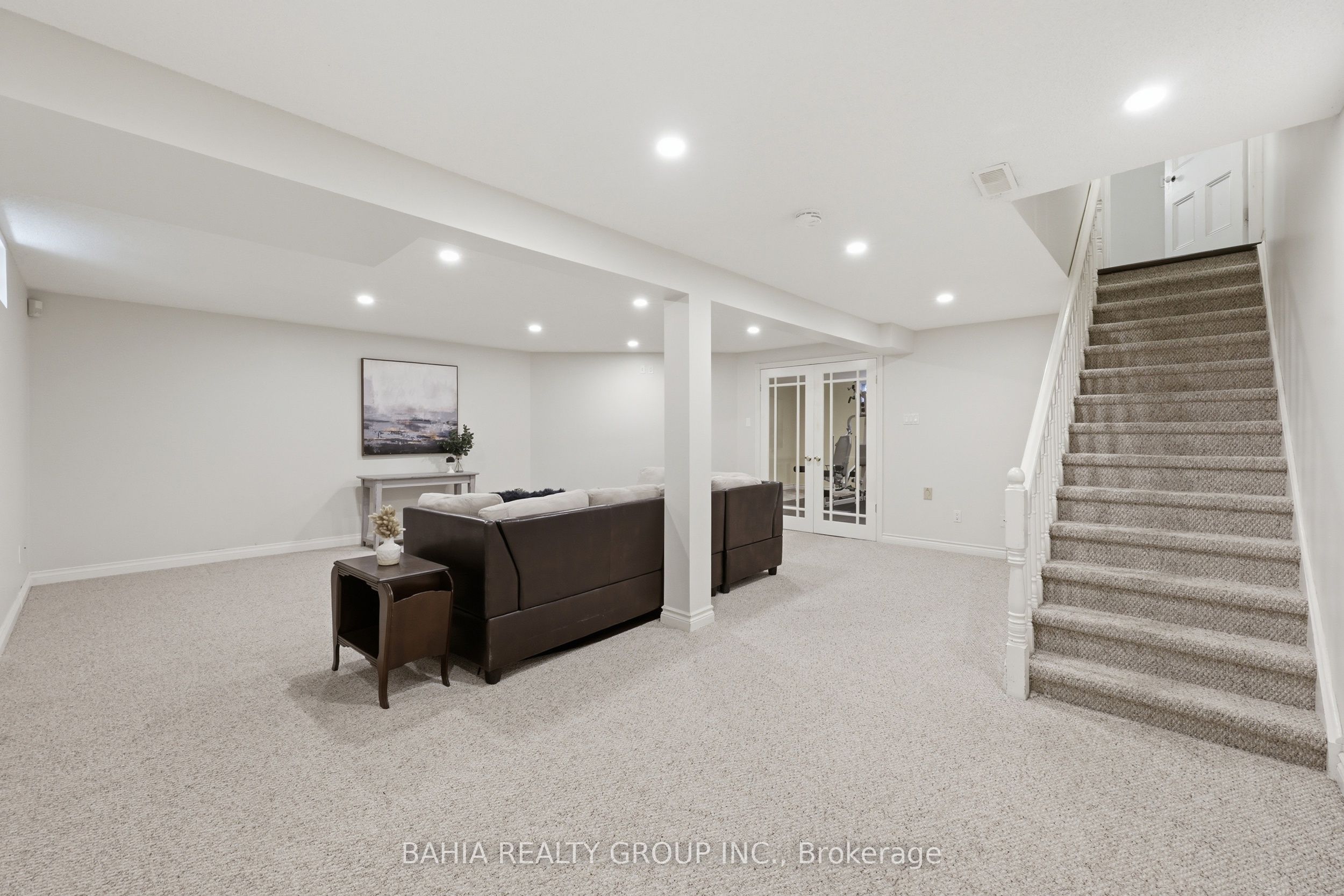 8663 Wood Close Property Photo 39