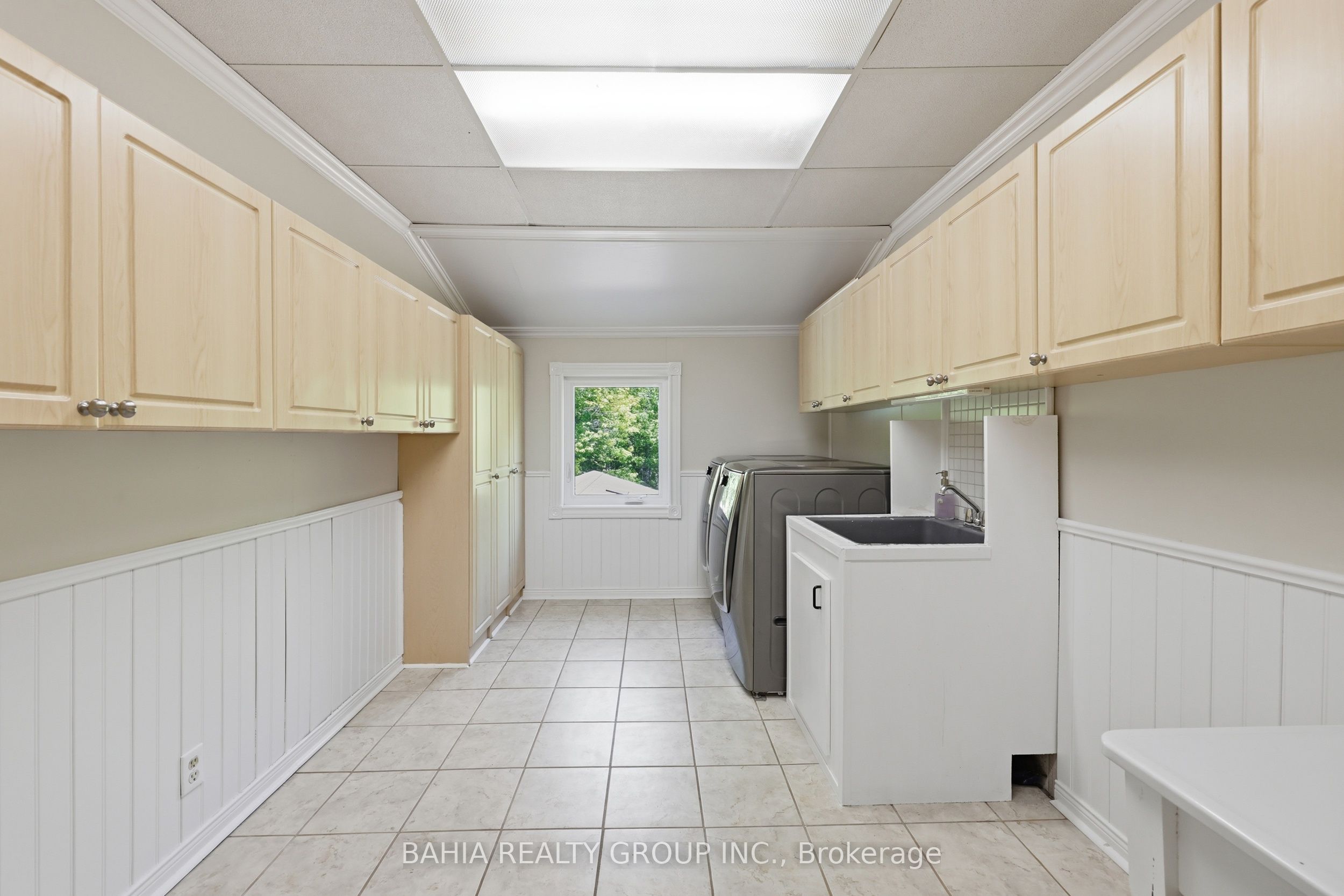 8663 Wood Close Property Photo 42