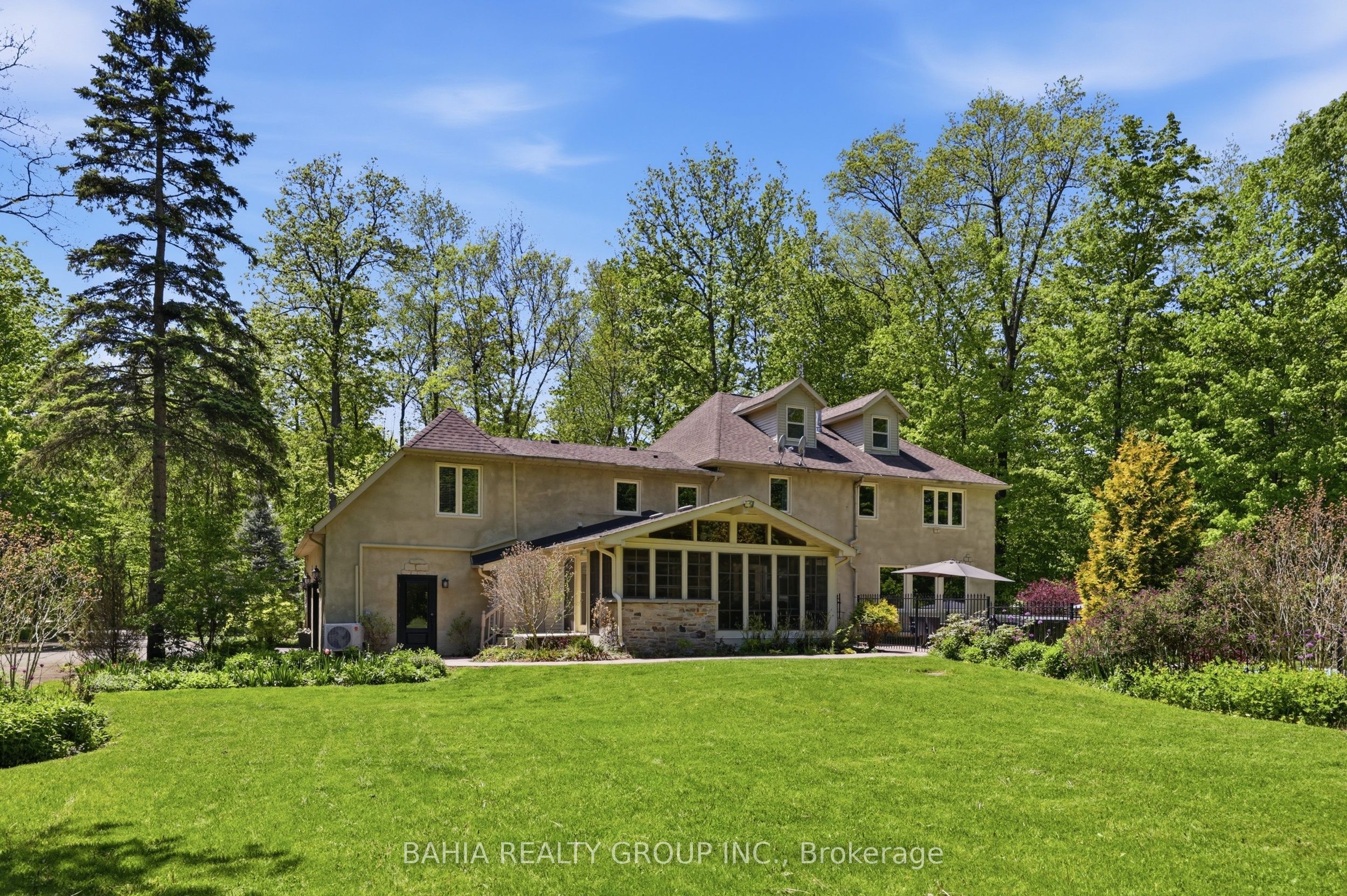 8663 Wood Close Property Photo 44