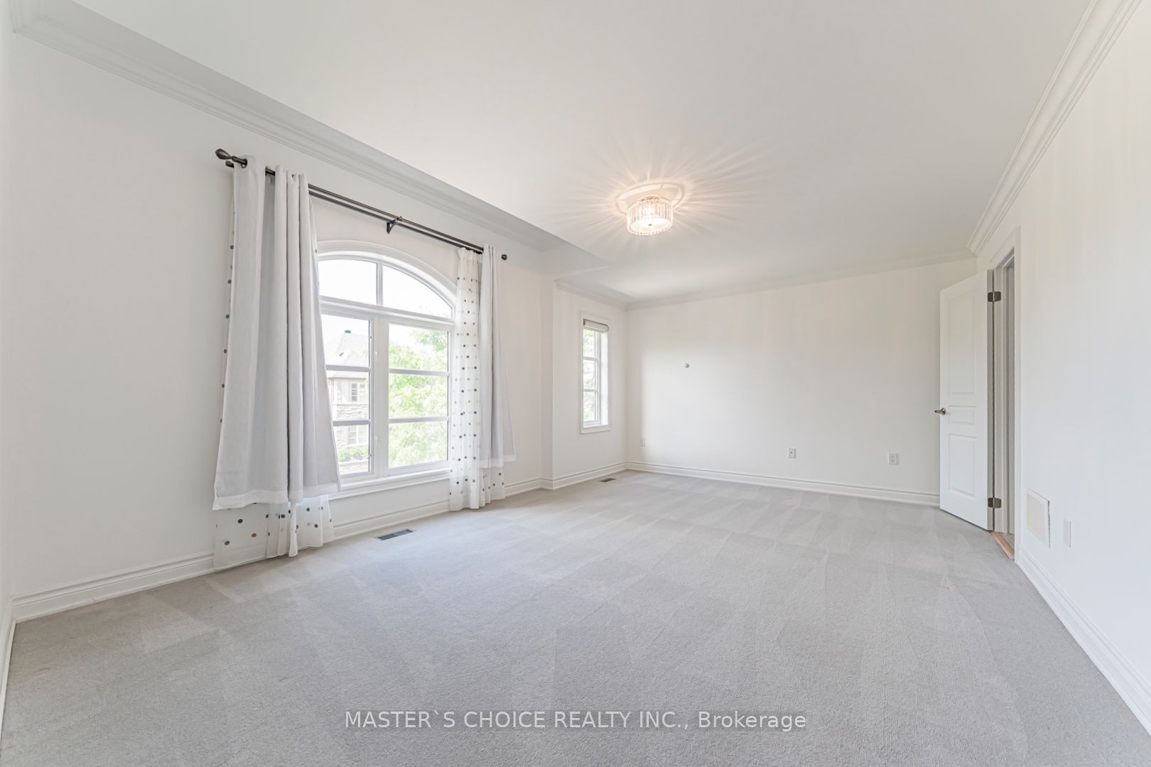 2357 Rideau Drive Property Photo 21