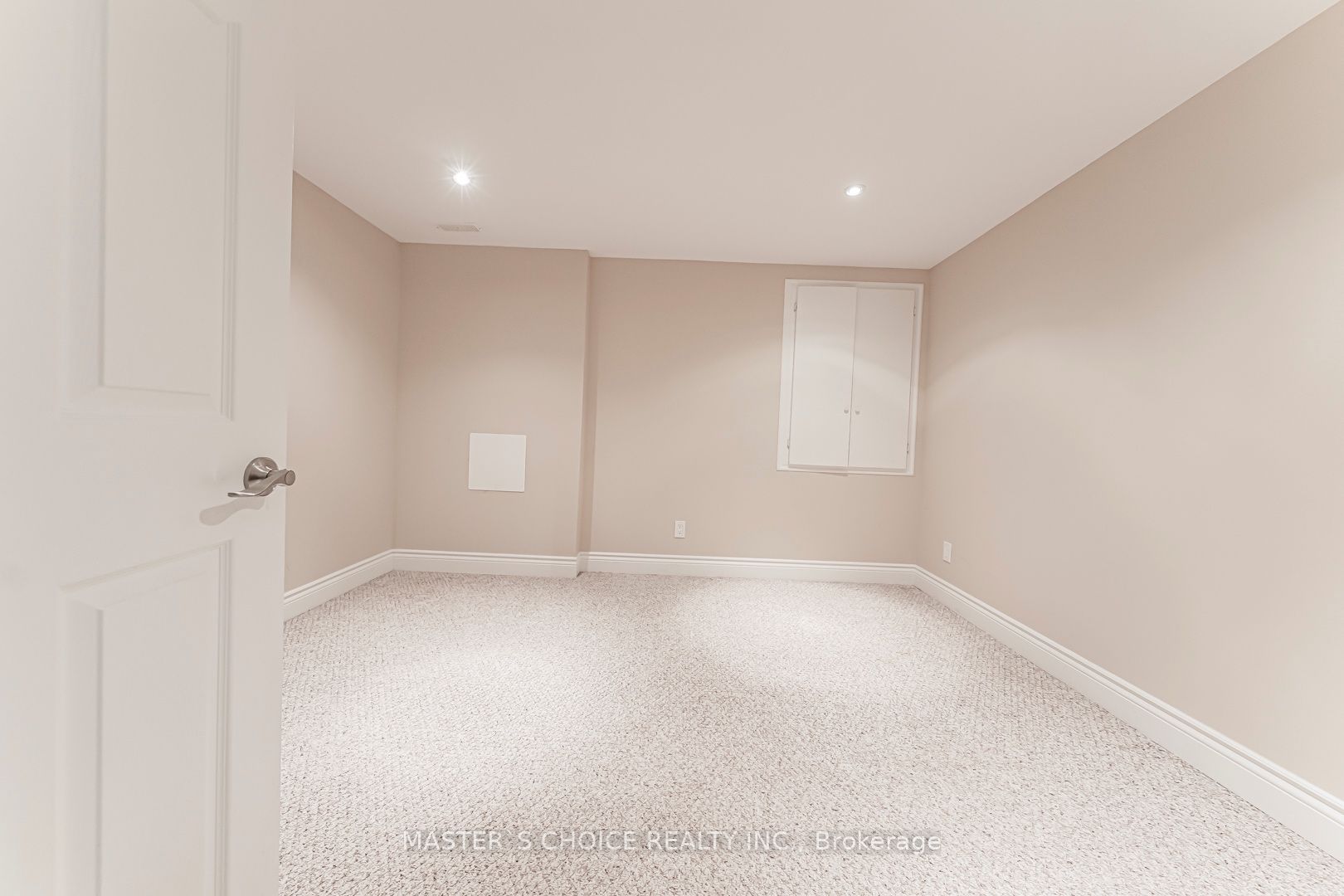 2357 Rideau Drive Property Photo 41