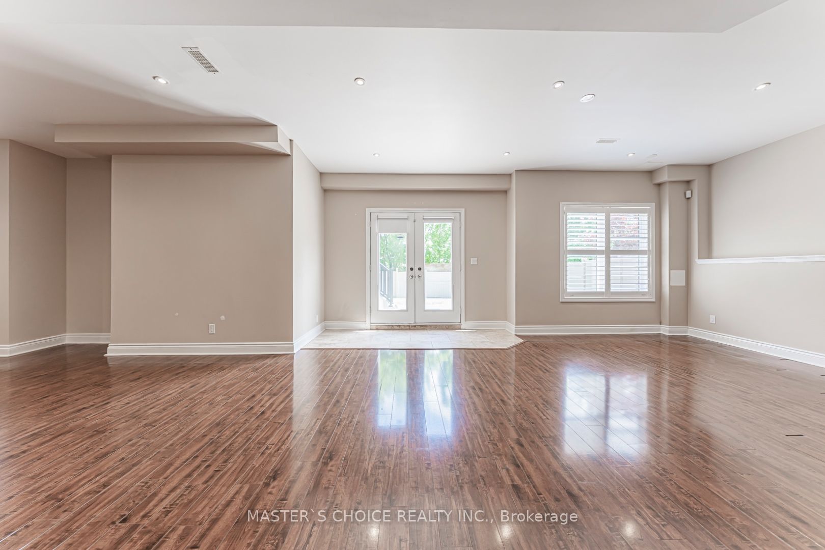 2357 Rideau Drive Property Photo 42