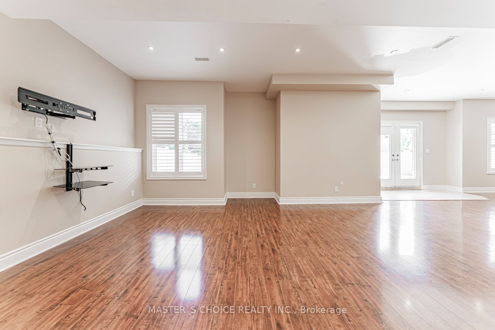 2357 Rideau Drive Property Photo 45