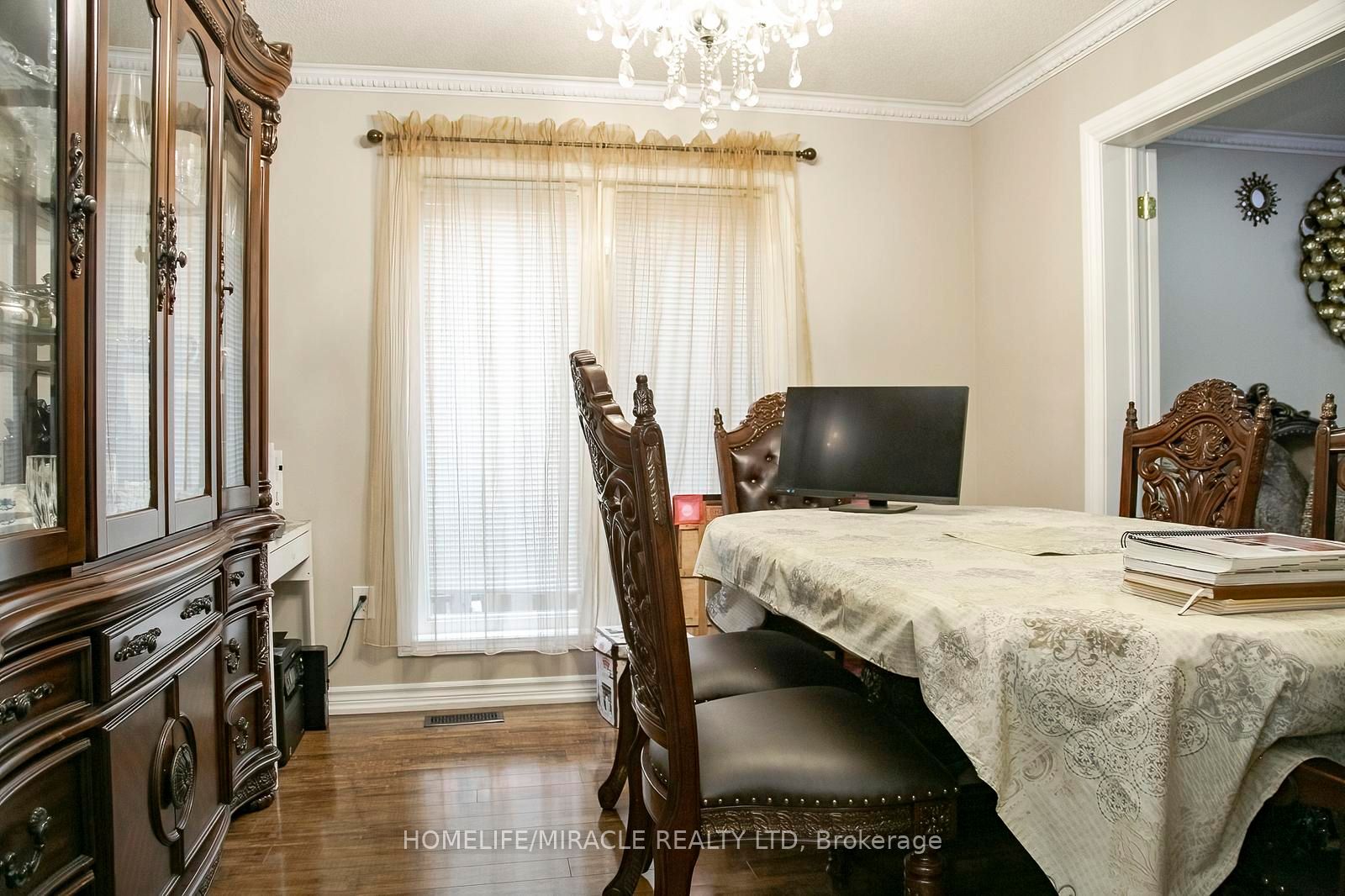 81 Narrow Valley Crescent Property Photo 11