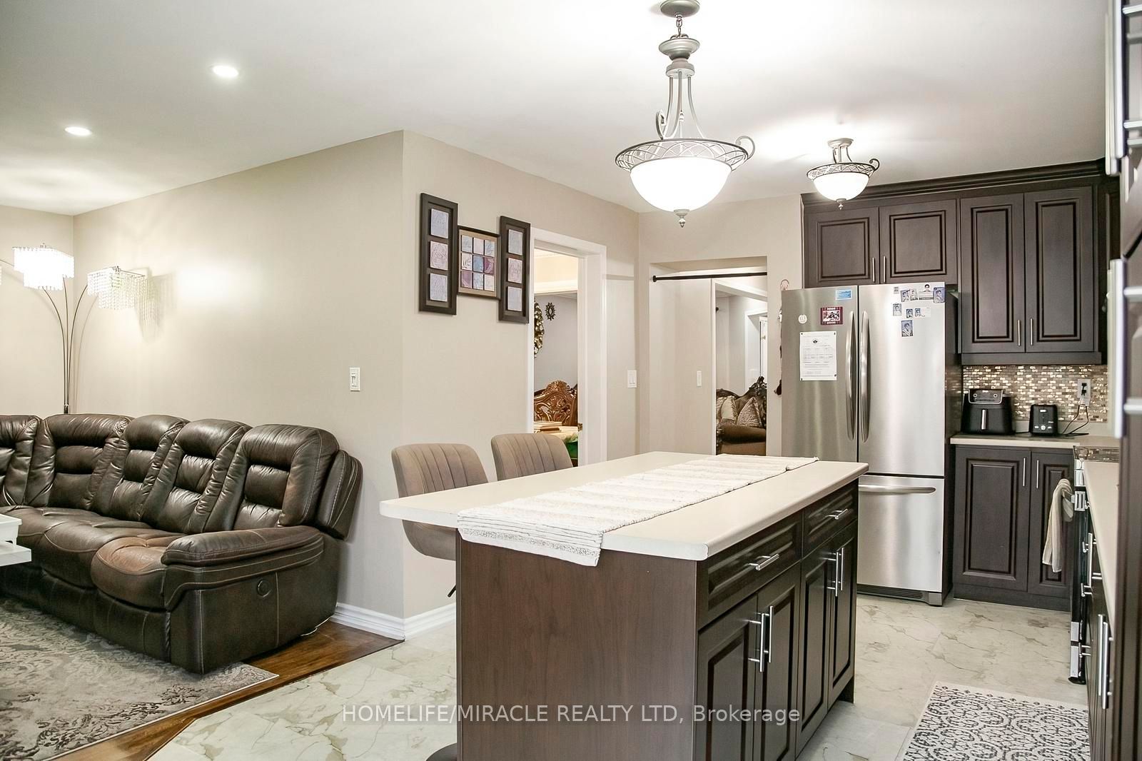 81 Narrow Valley Crescent Property Photo 14