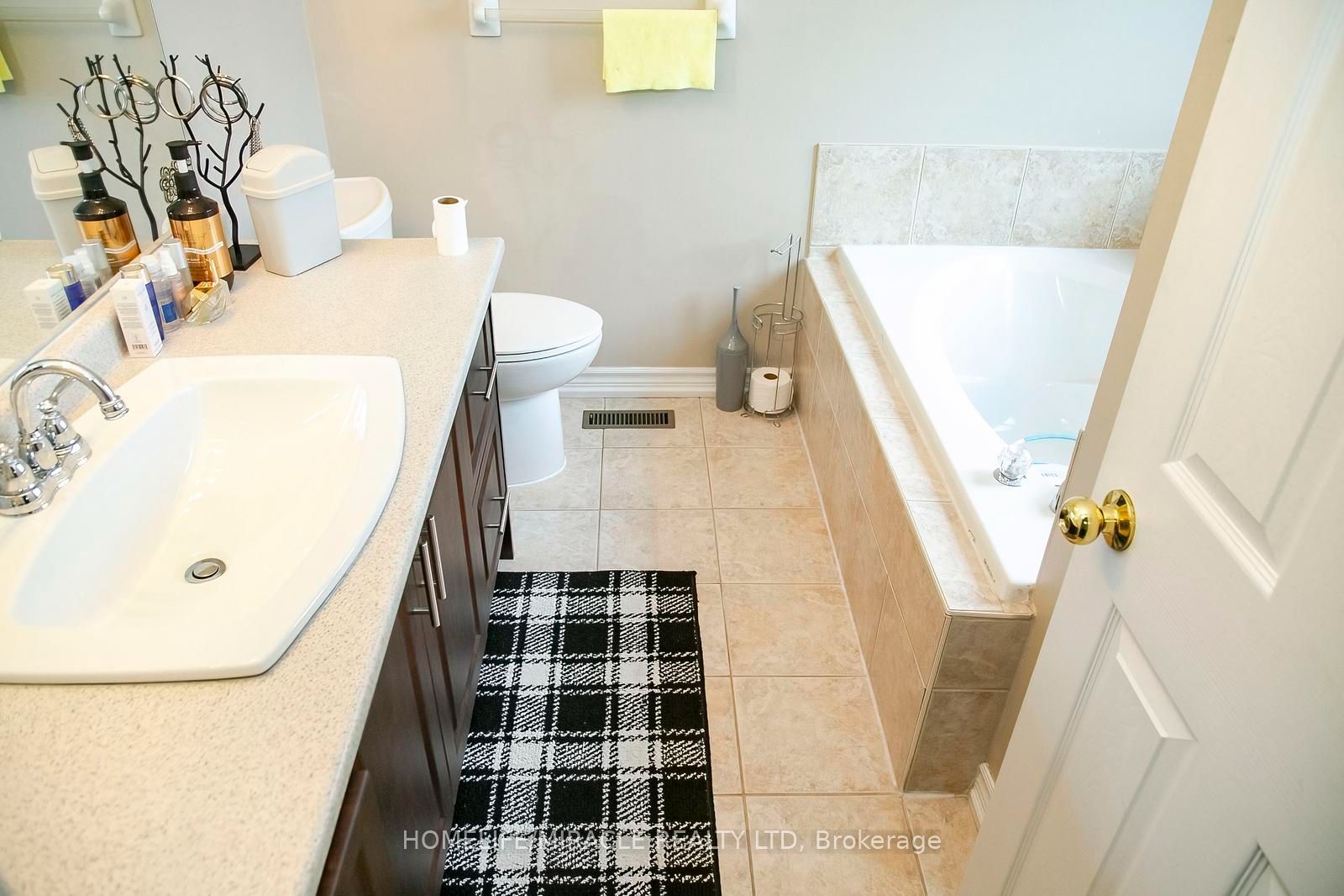 81 Narrow Valley Crescent Property Photo 27