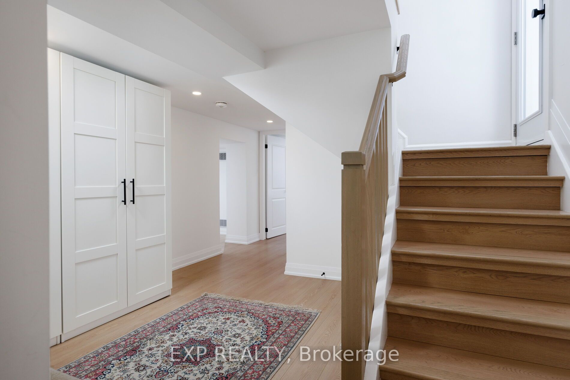 1761 Coram Crescent Property Photo 28