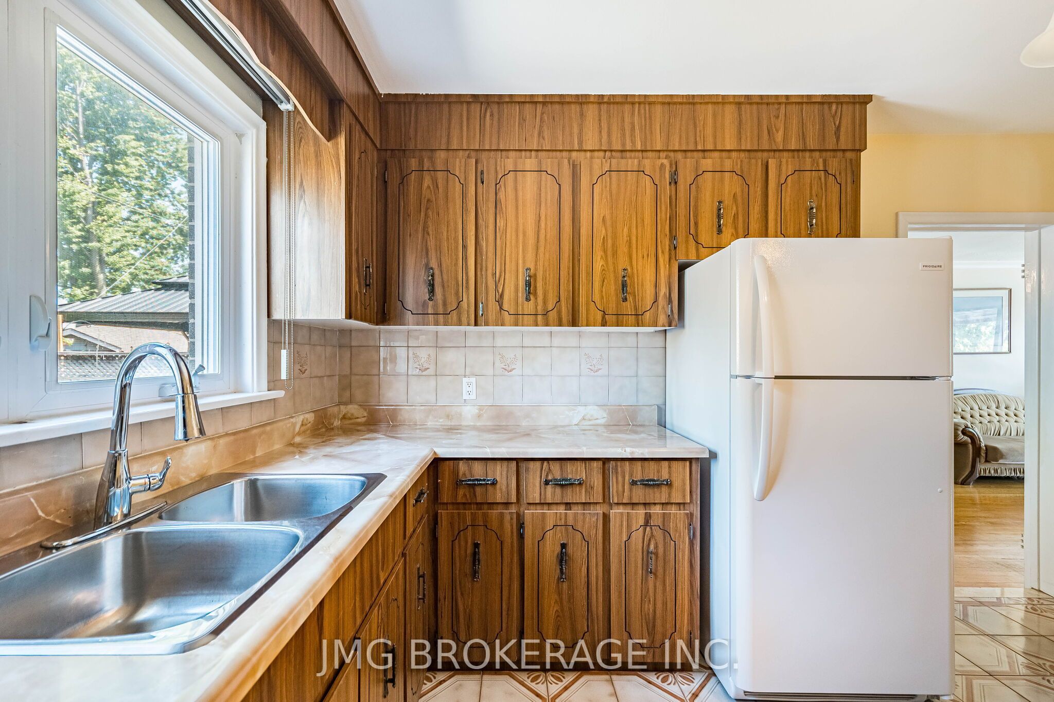 53 Foxrun Avenue Property Photo 15