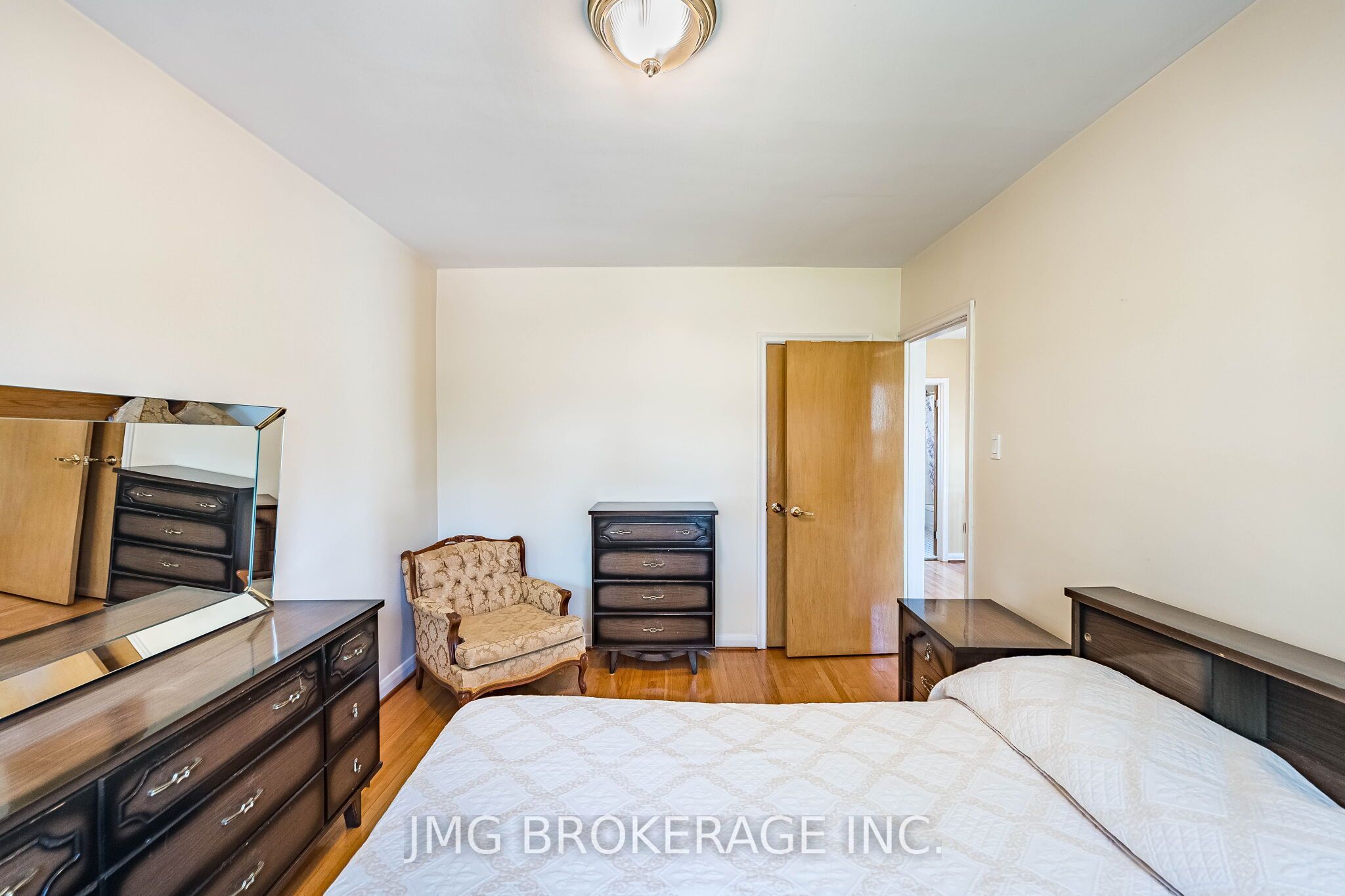 53 Foxrun Avenue Property Photo 23