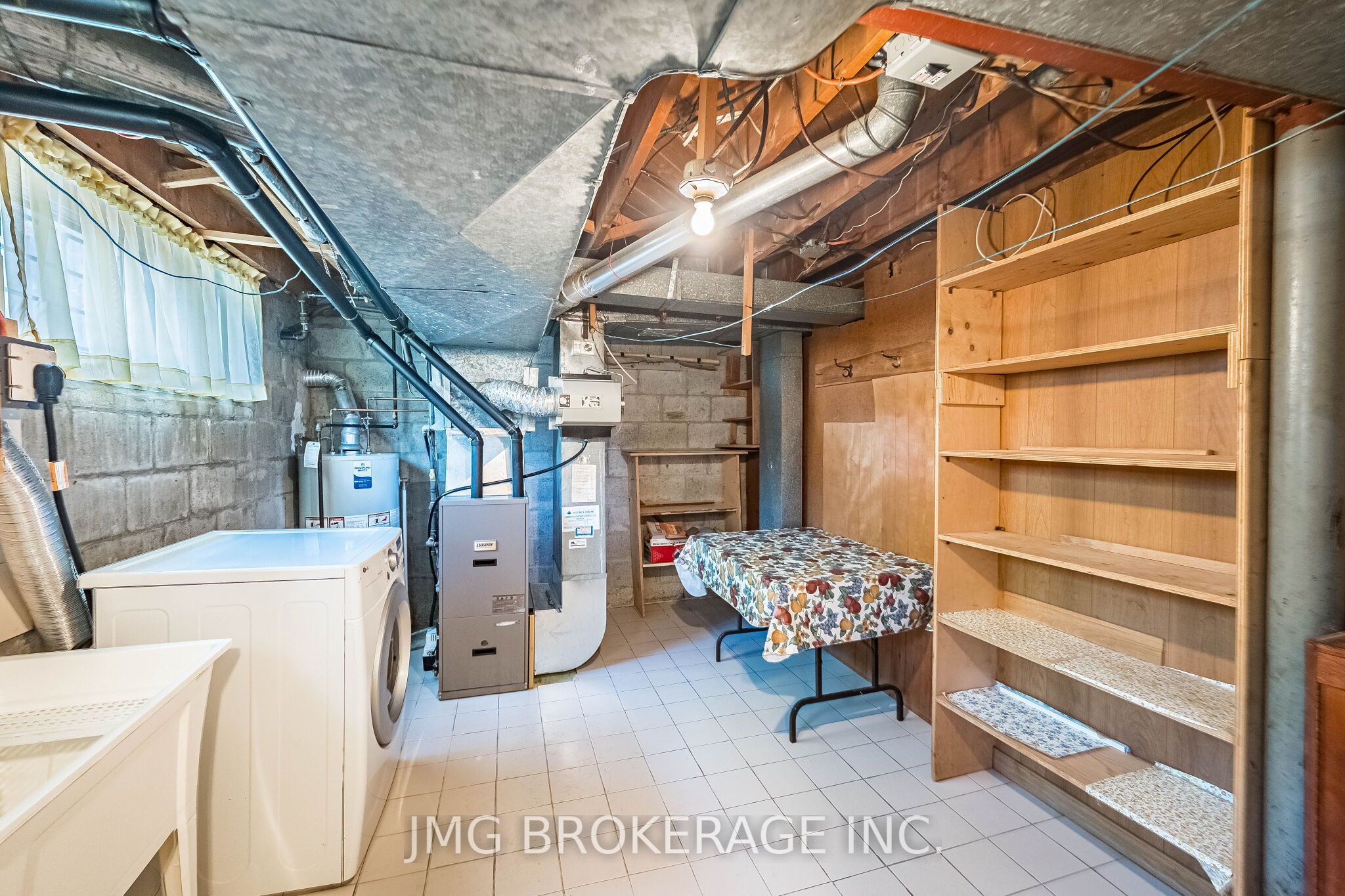 53 Foxrun Avenue Property Photo 36